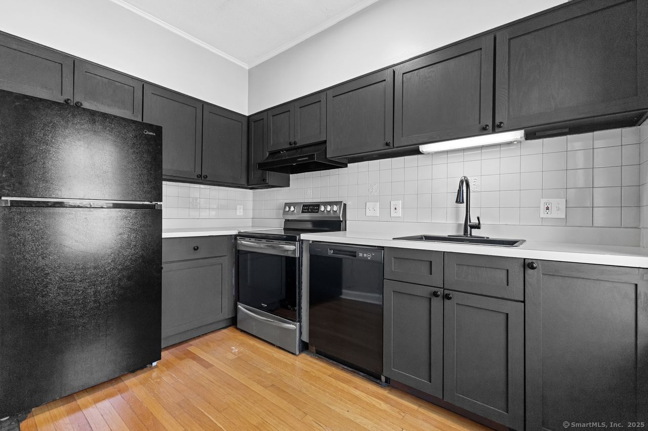 110 Washington Street APT 202