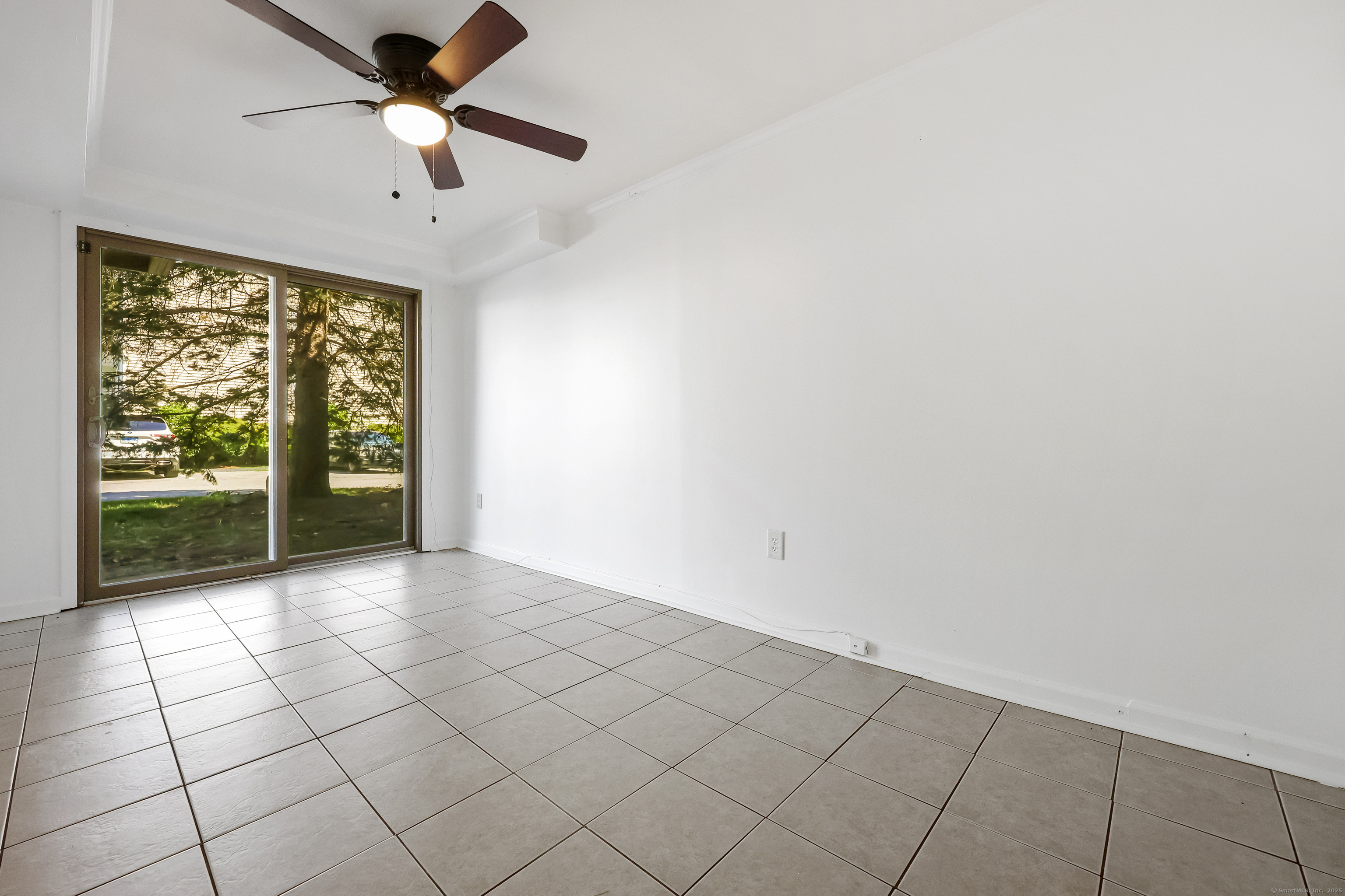75 Cos Cob Avenue APT 14