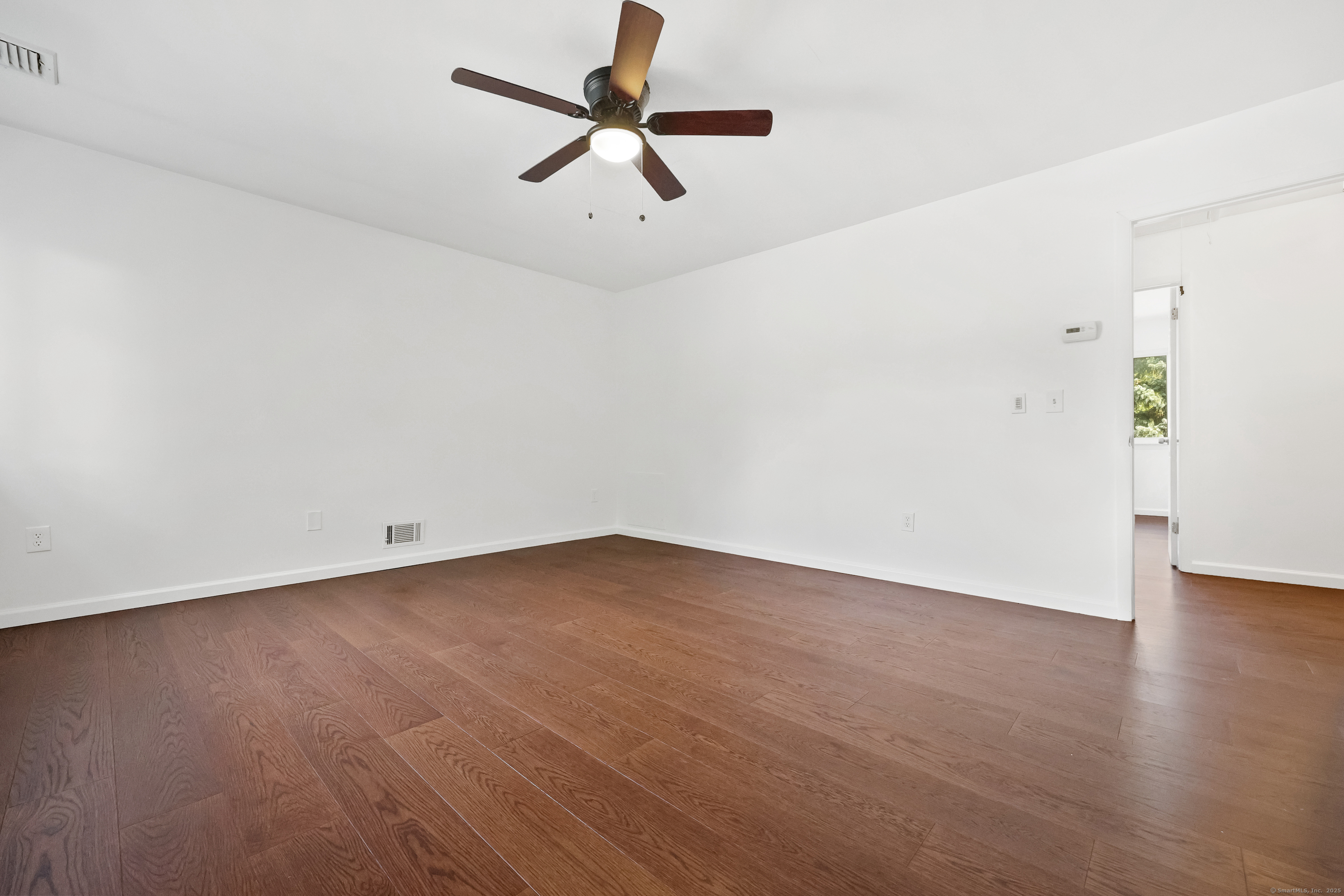 75 Cos Cob Avenue APT 14