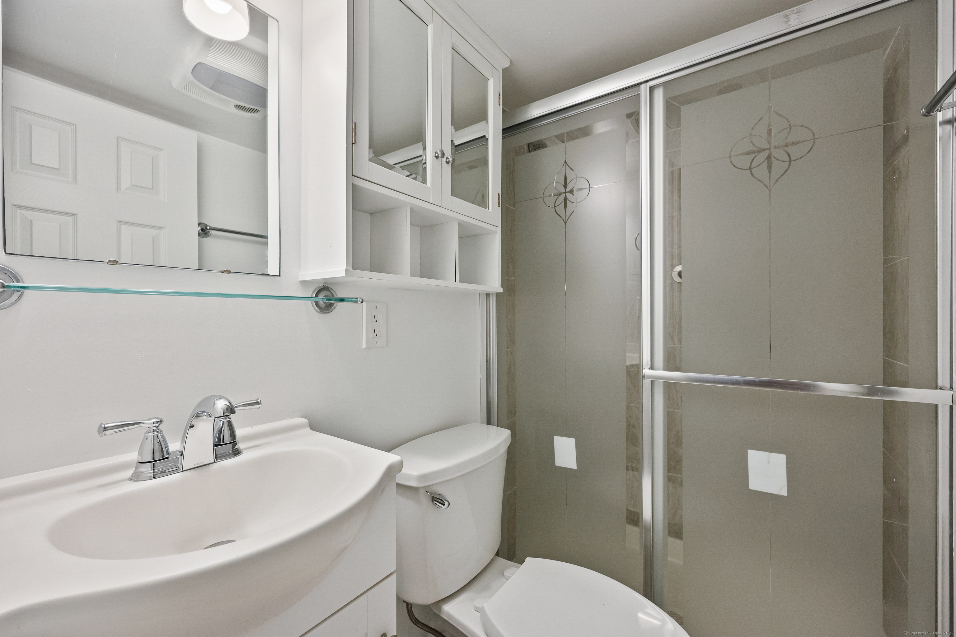 75 Cos Cob Avenue APT 14
