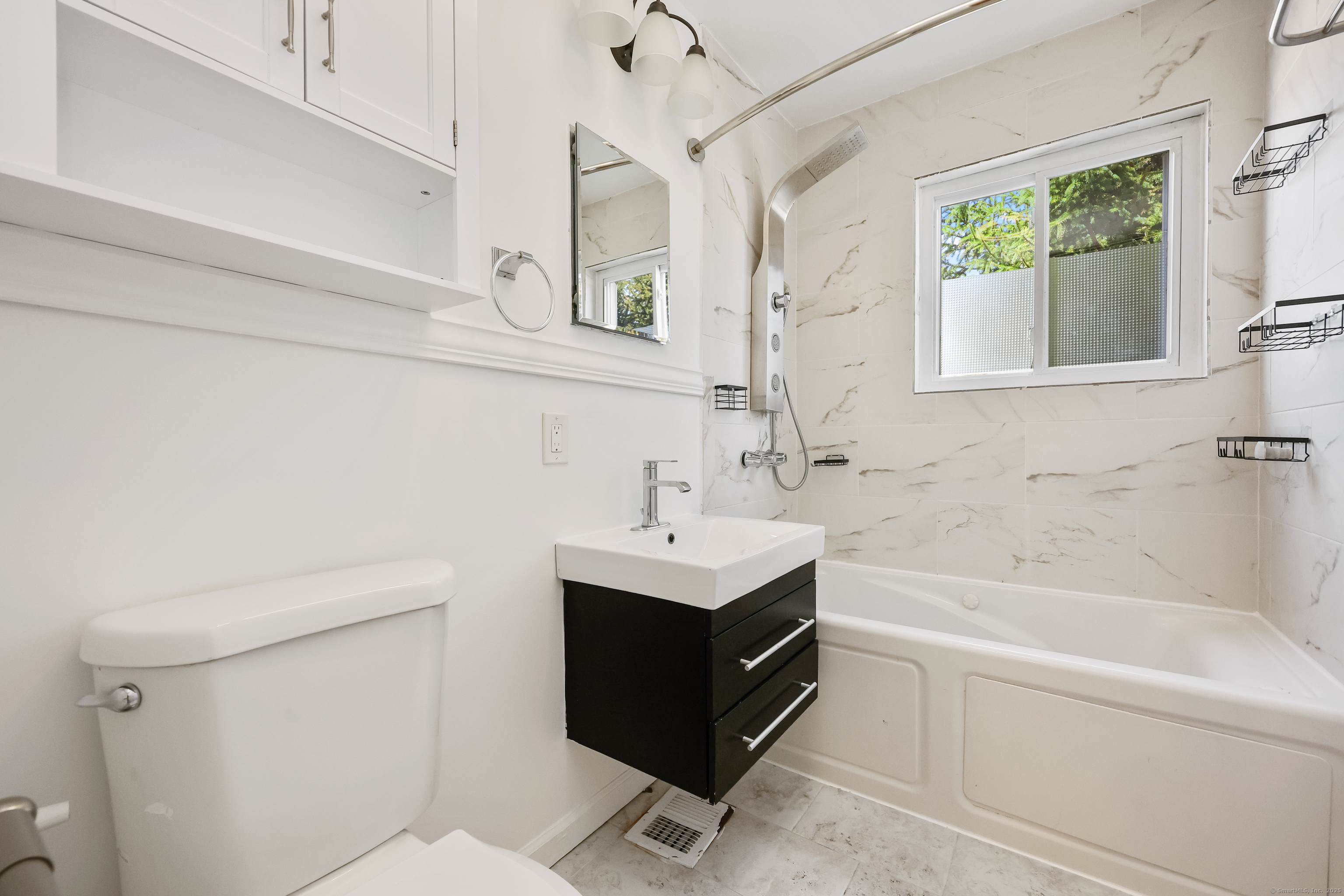 75 Cos Cob Avenue APT 14