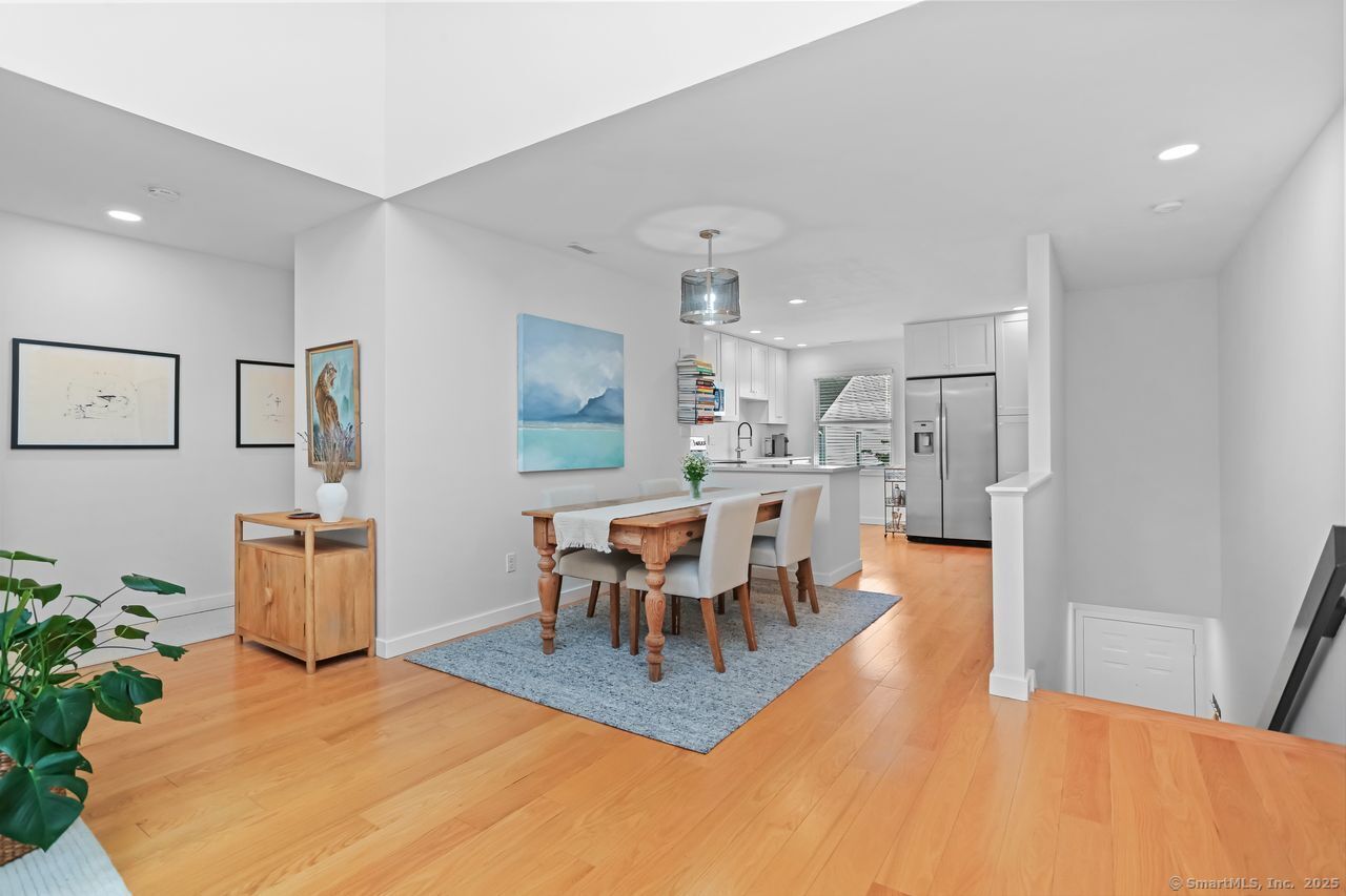 1 Wolfpit Avenue APT 12