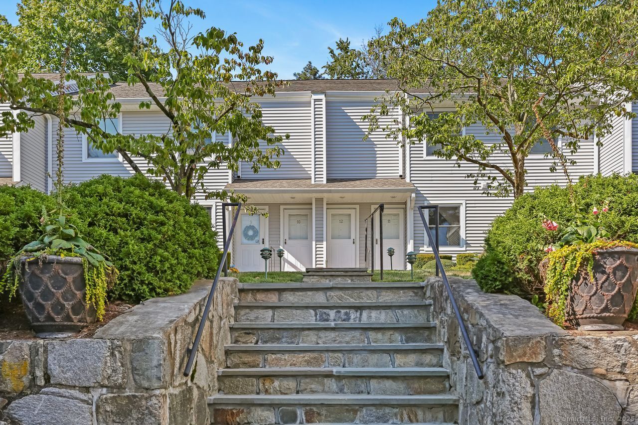 1 Wolfpit Avenue APT 12