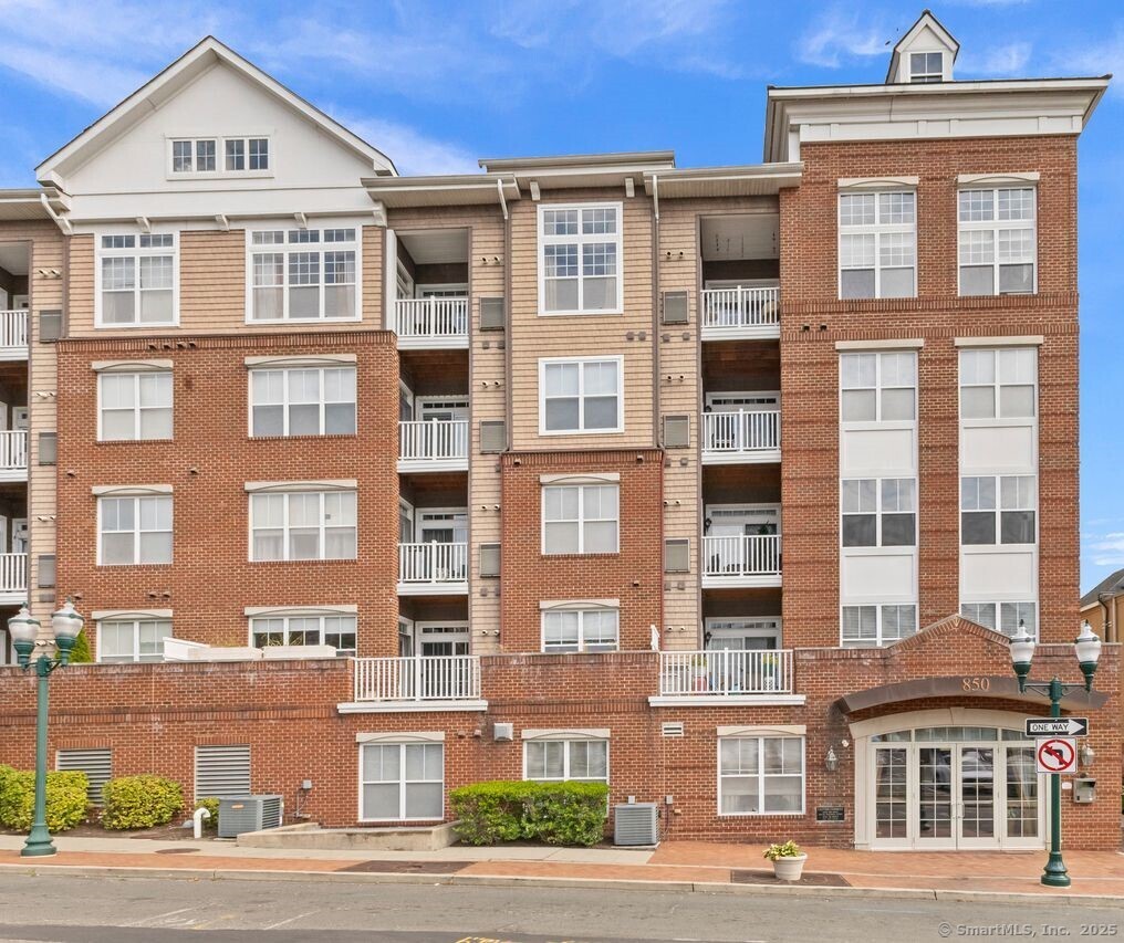 850 East Main Street APT 322