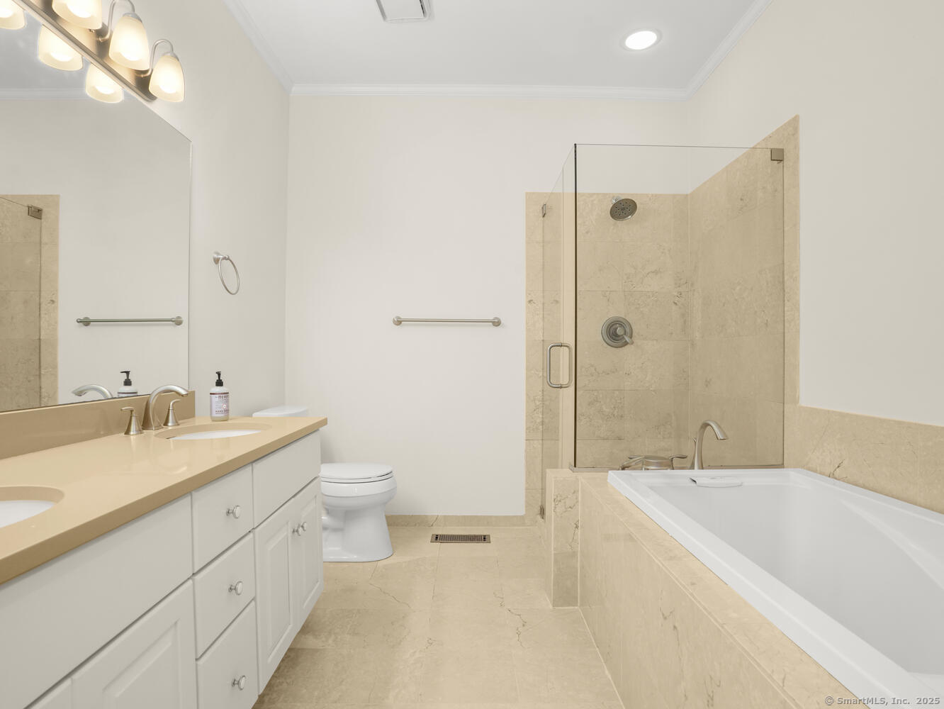 51 Forest Avenue APT 113