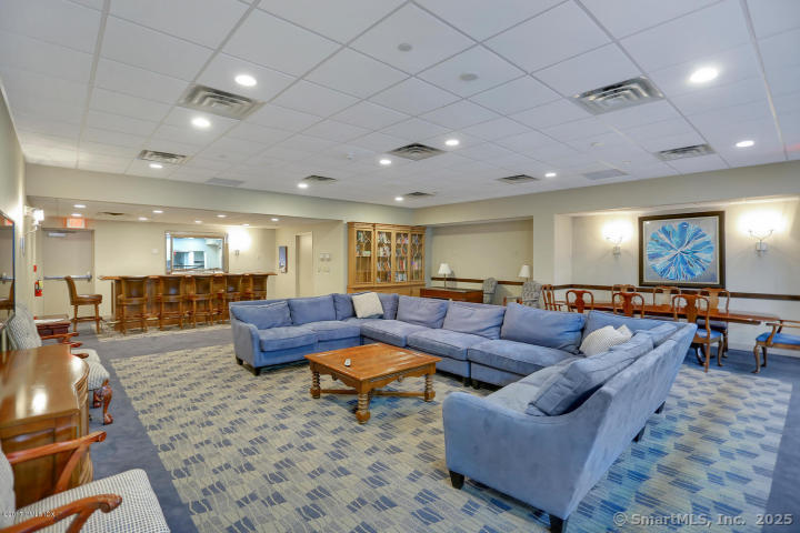 51 Forest Avenue APT 113