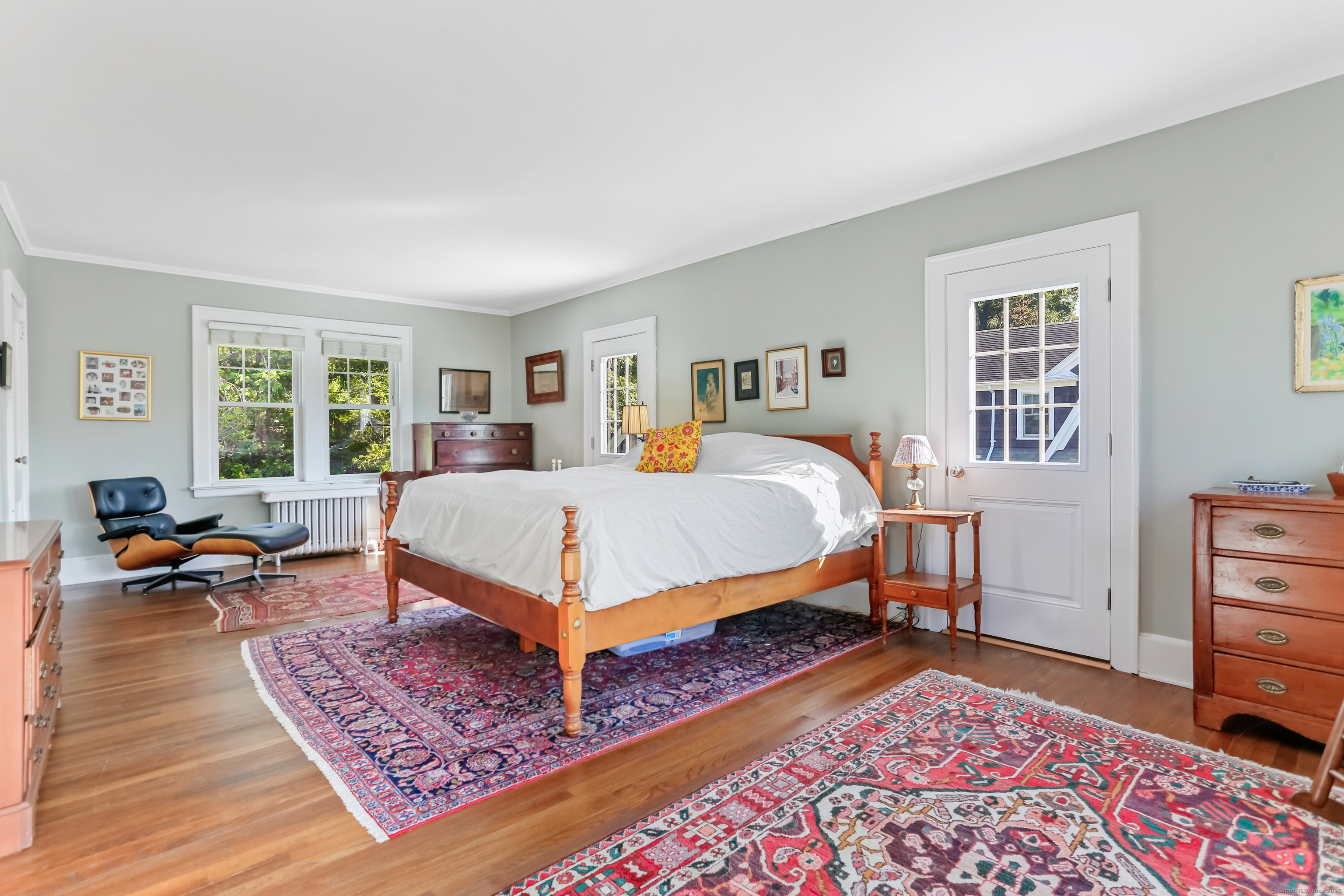 38 Van Rensselaer Avenue