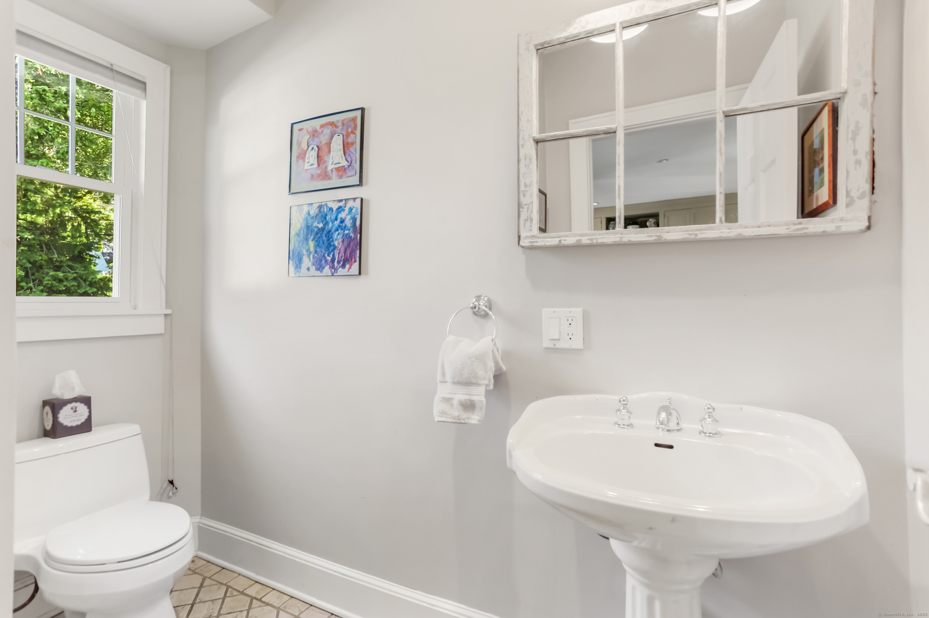 38 Van Rensselaer Avenue