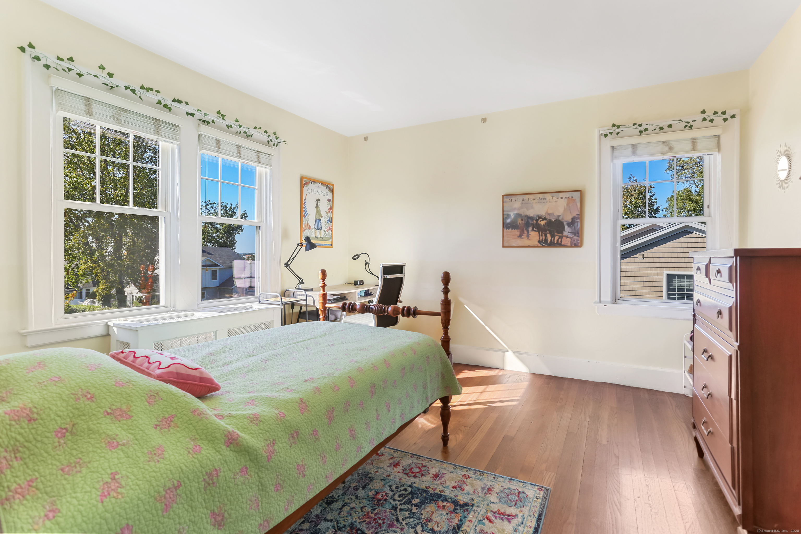 38 Van Rensselaer Avenue