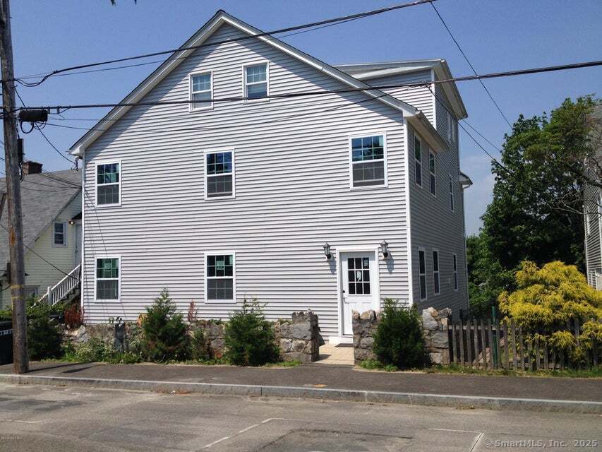 34 Alexander Street