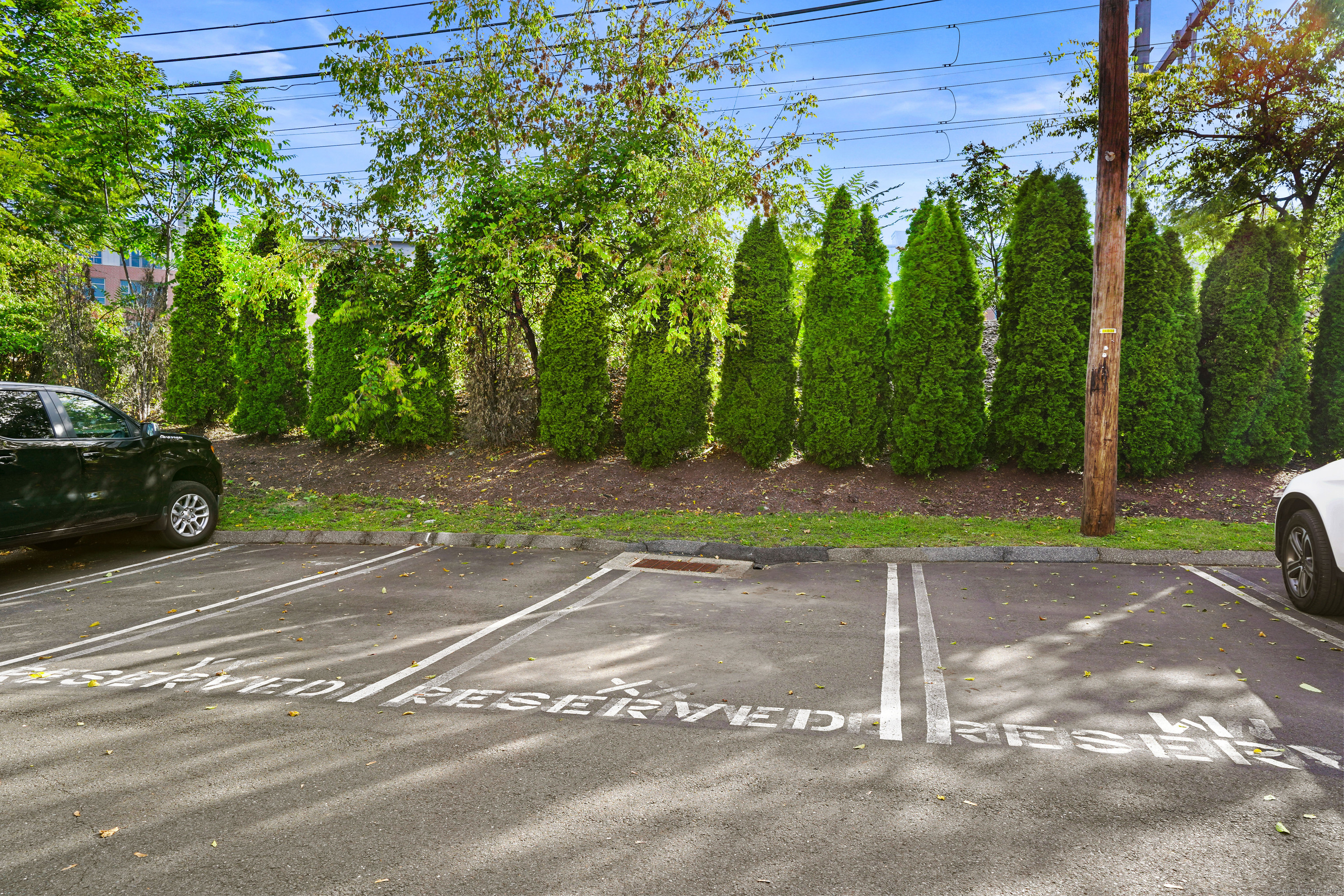 32 Pine Street APT 9