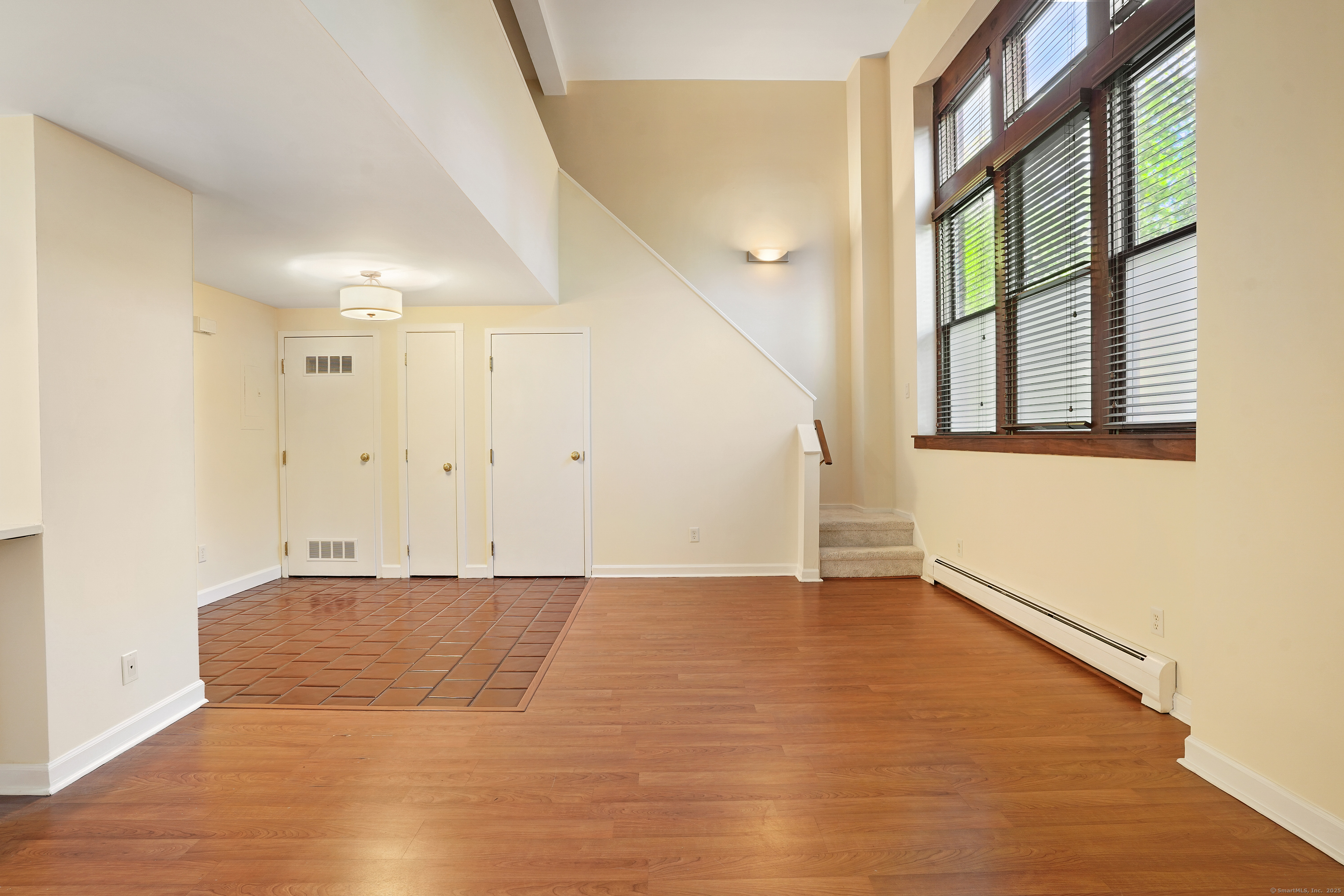 32 Pine Street APT 9