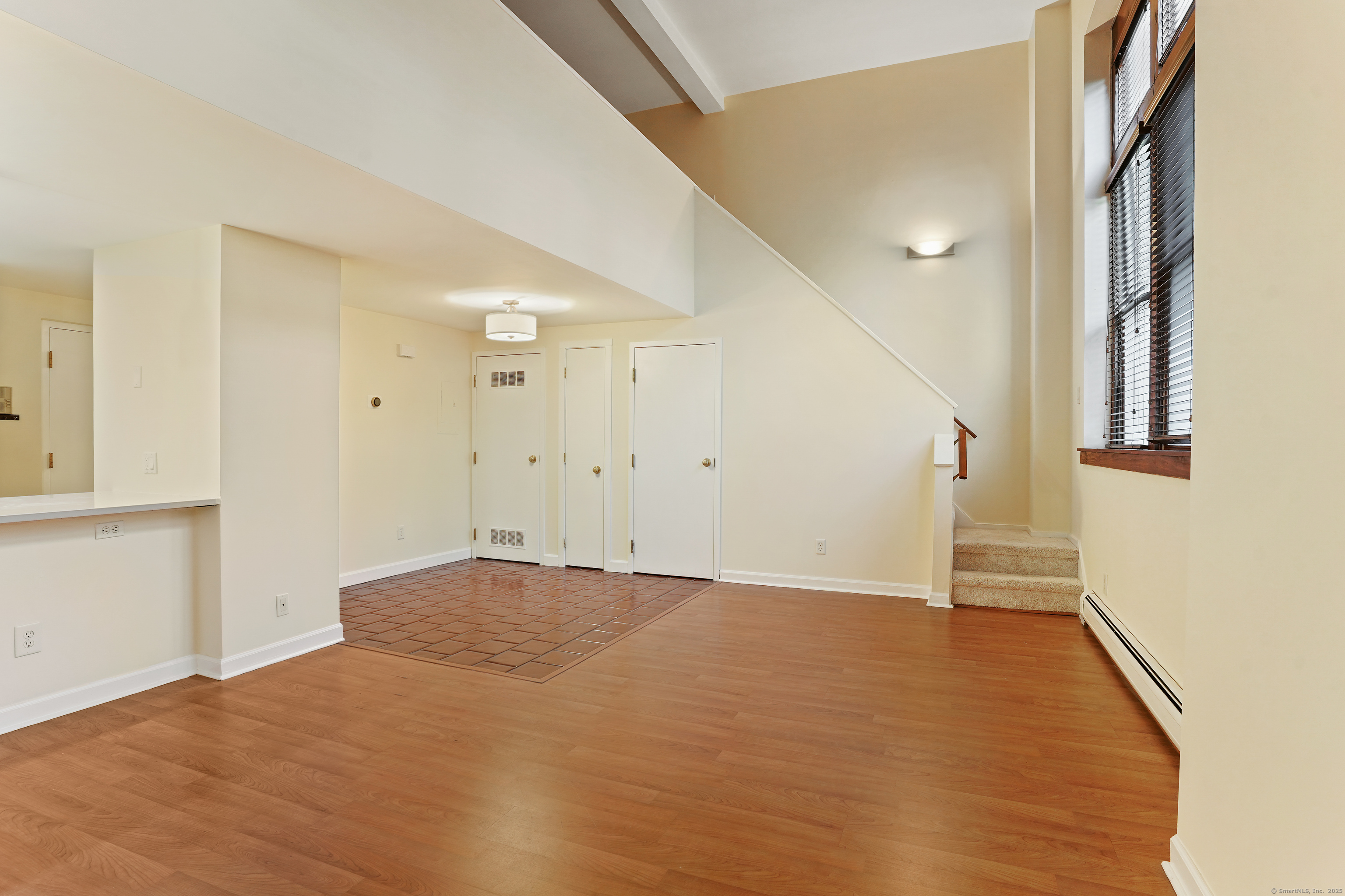 32 Pine Street APT 9