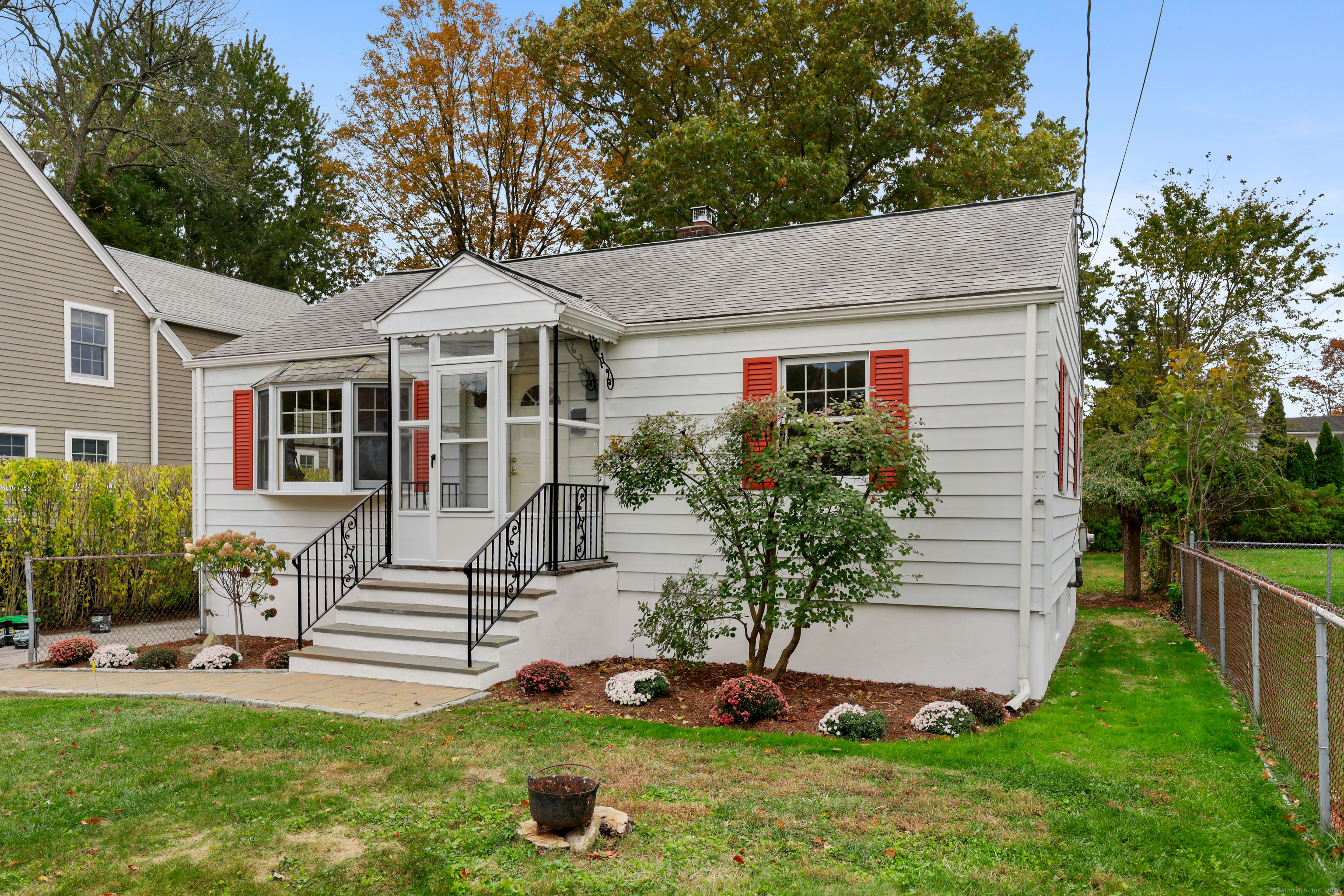 17 Meadow Drive