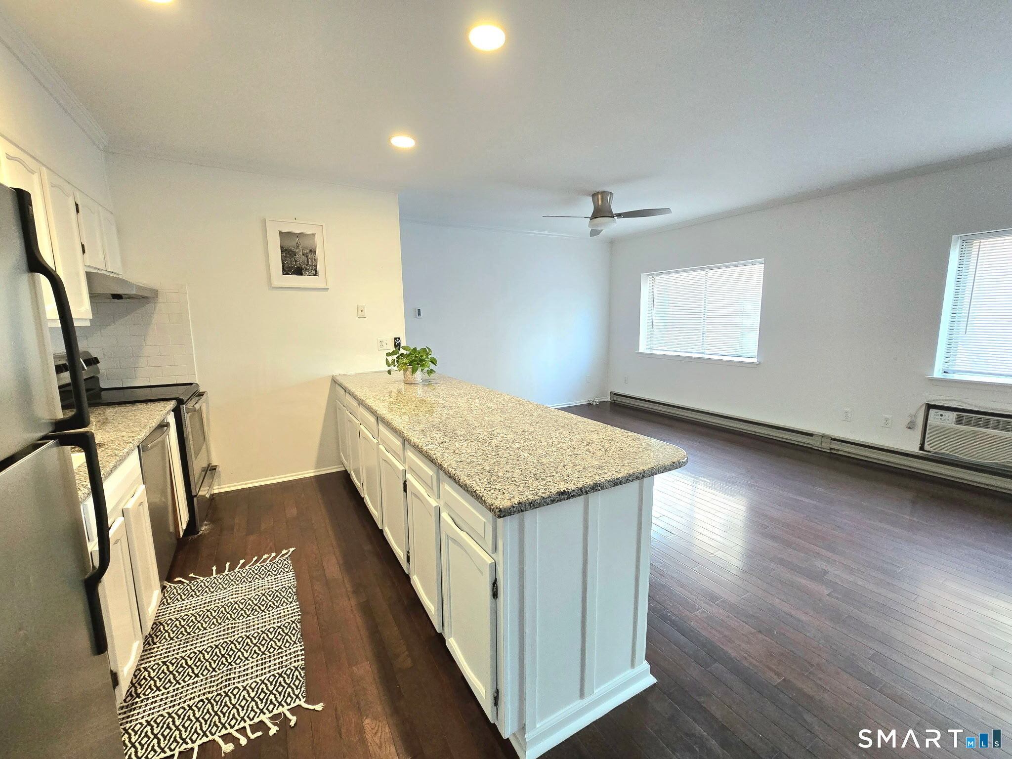 15 Victory Street APT 1