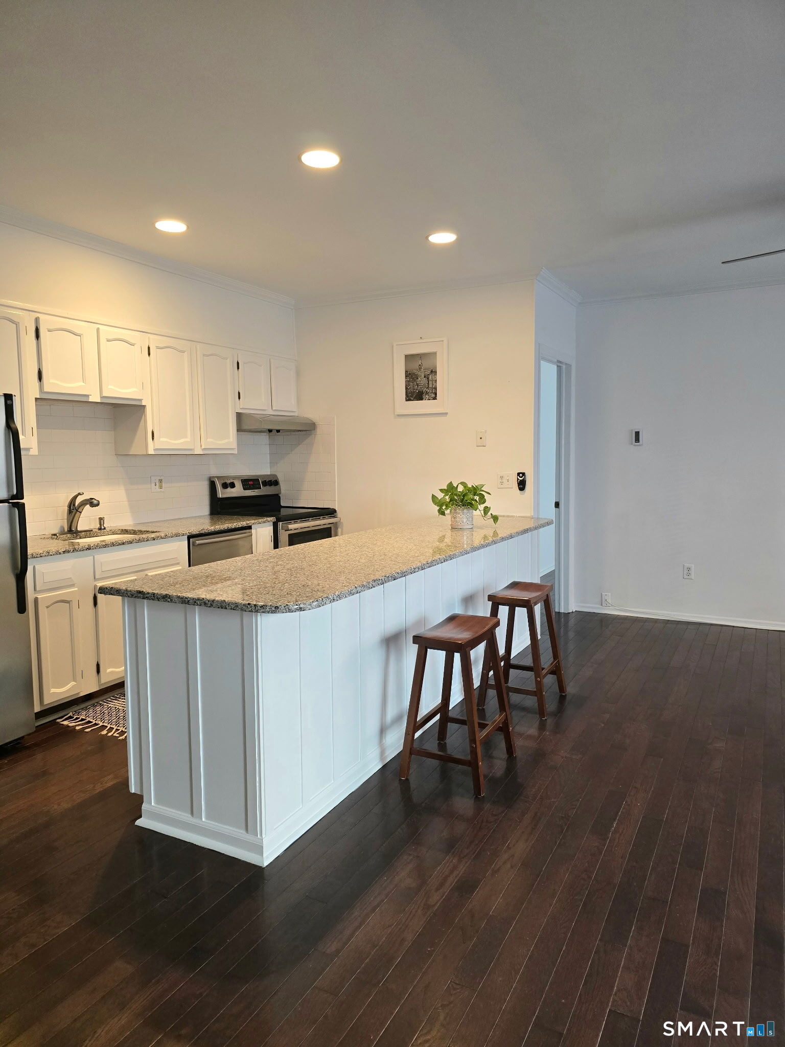 15 Victory Street APT 1