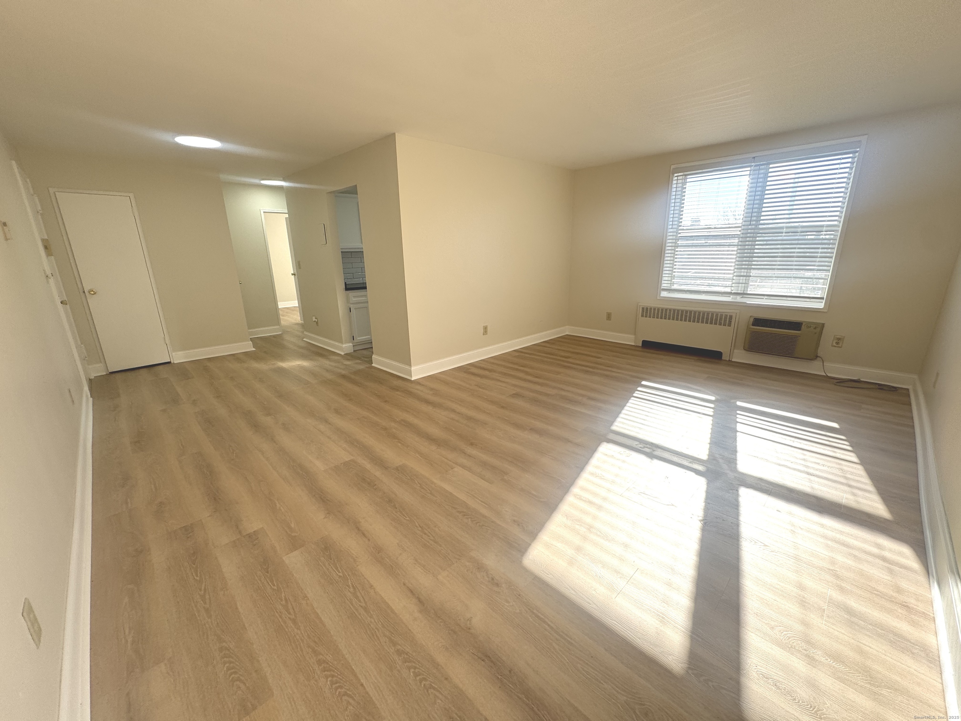 45 Maple Street APT 2E