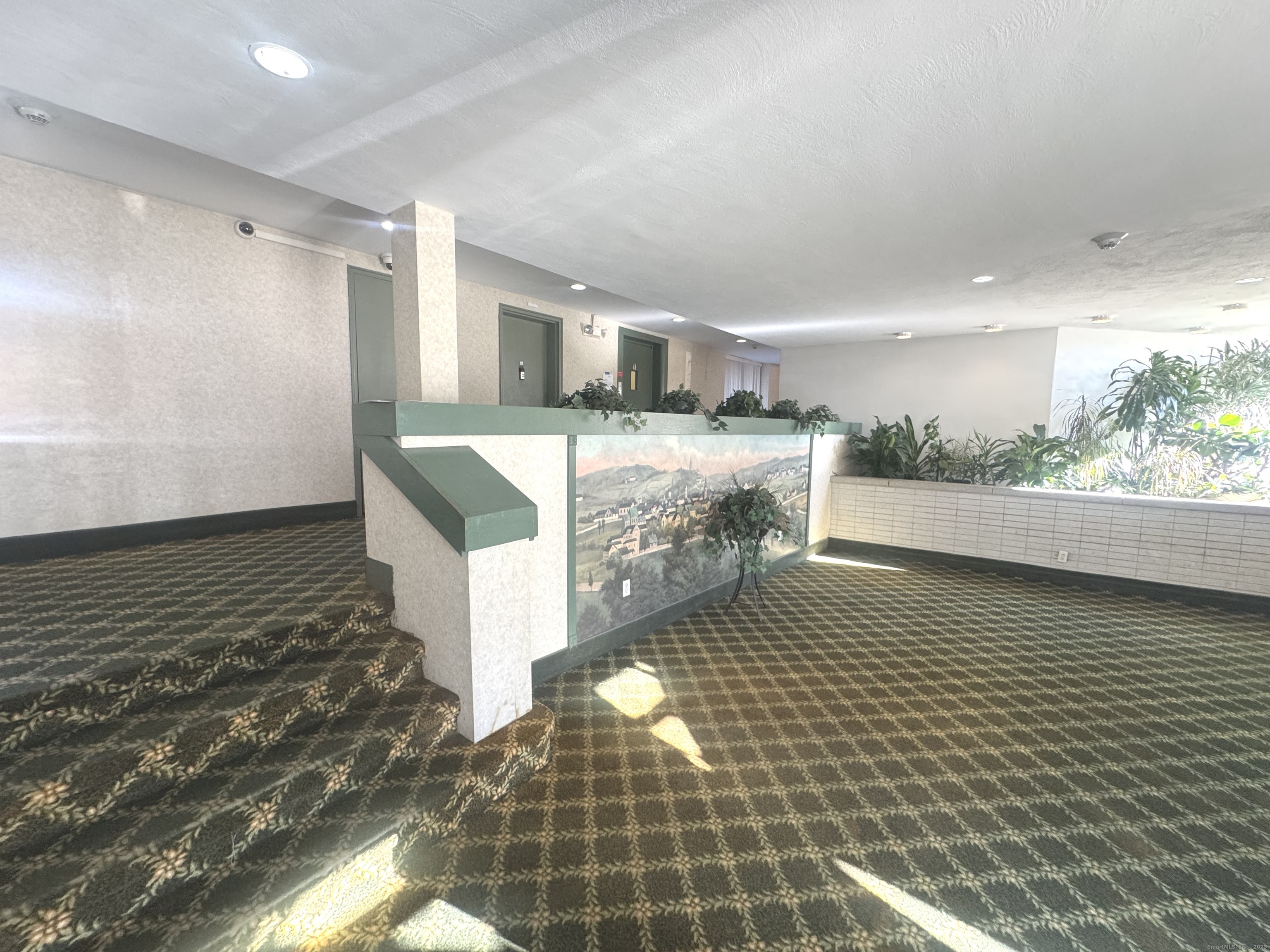 45 Maple Street APT 2E