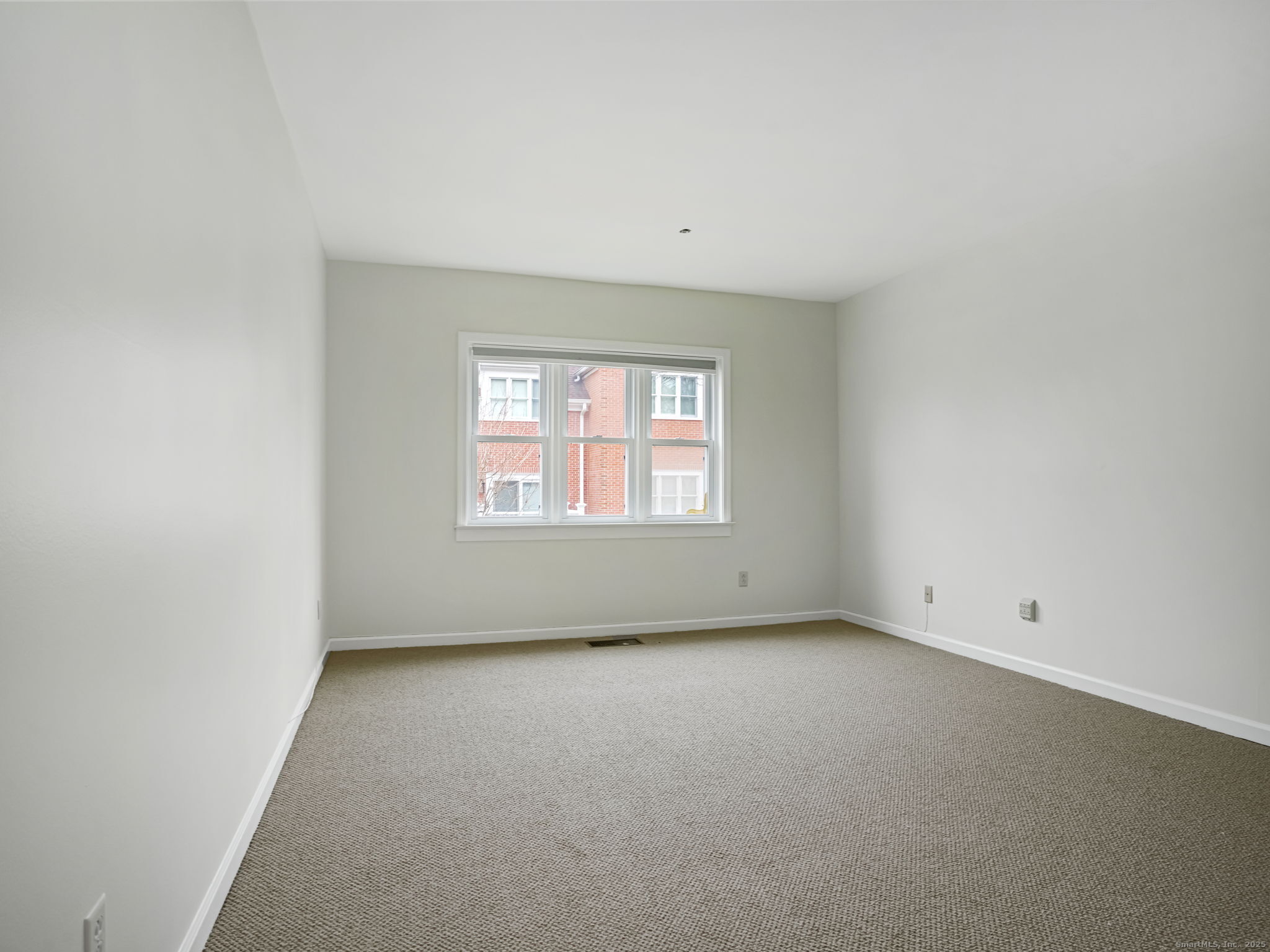 51 Forest Avenue APT 19