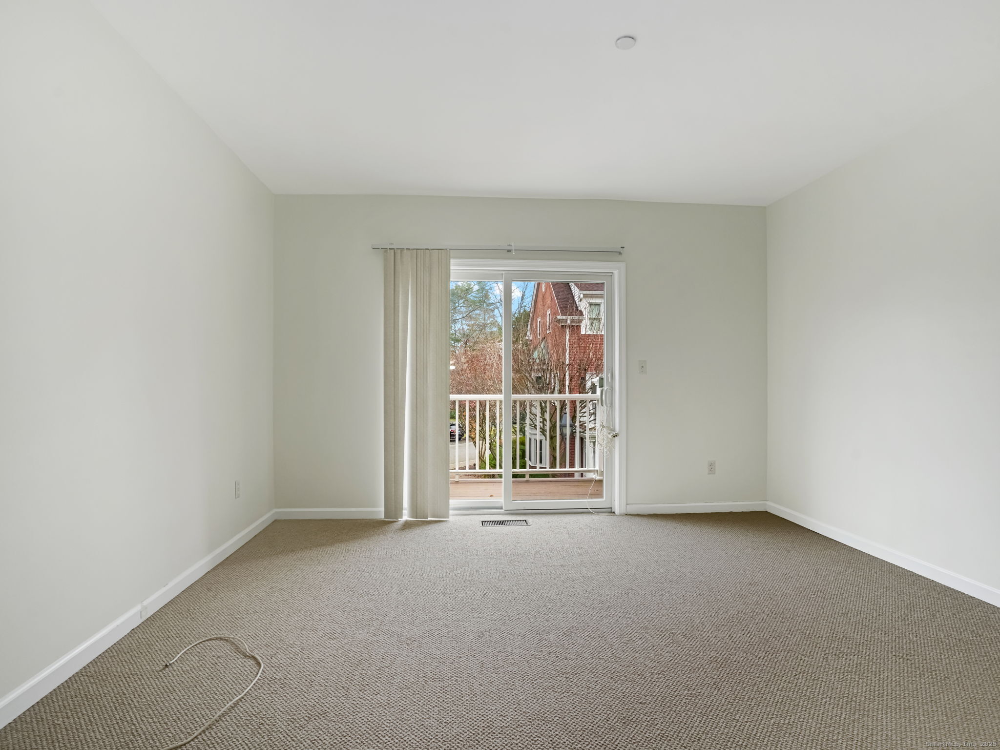 51 Forest Avenue APT 19