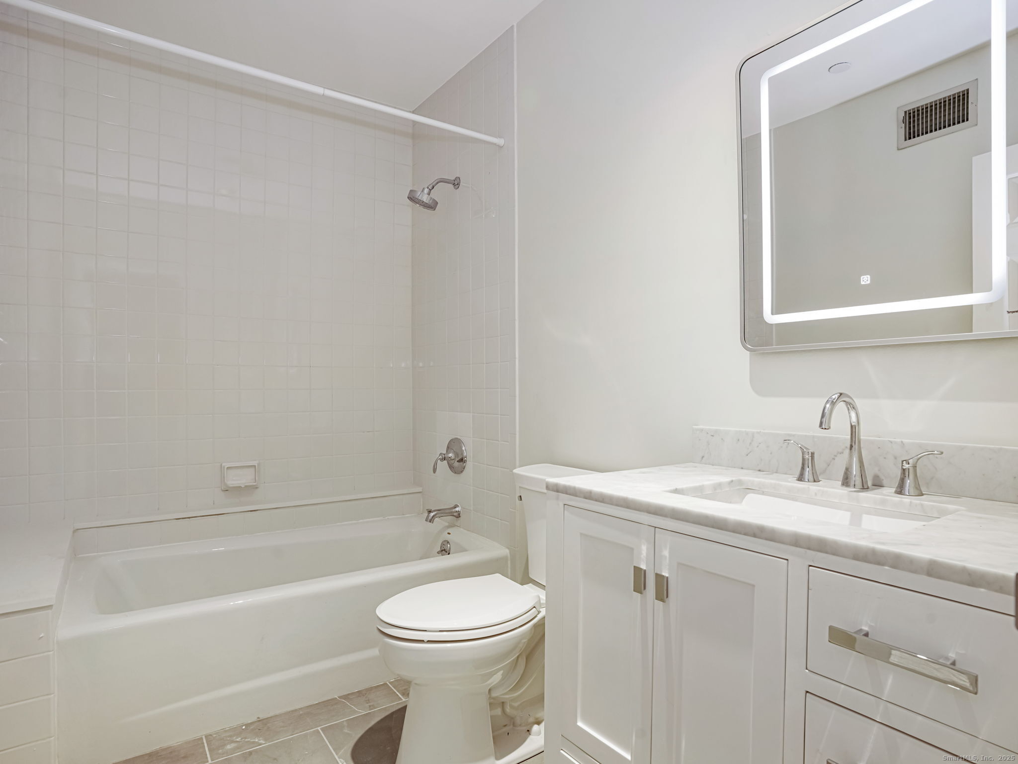 51 Forest Avenue APT 19