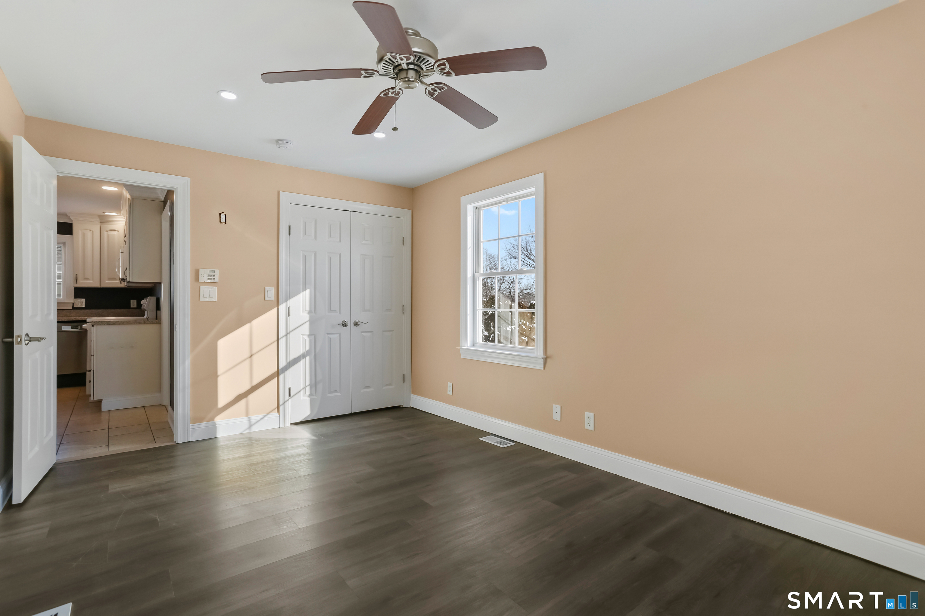 75 Middlebrooks Avenue