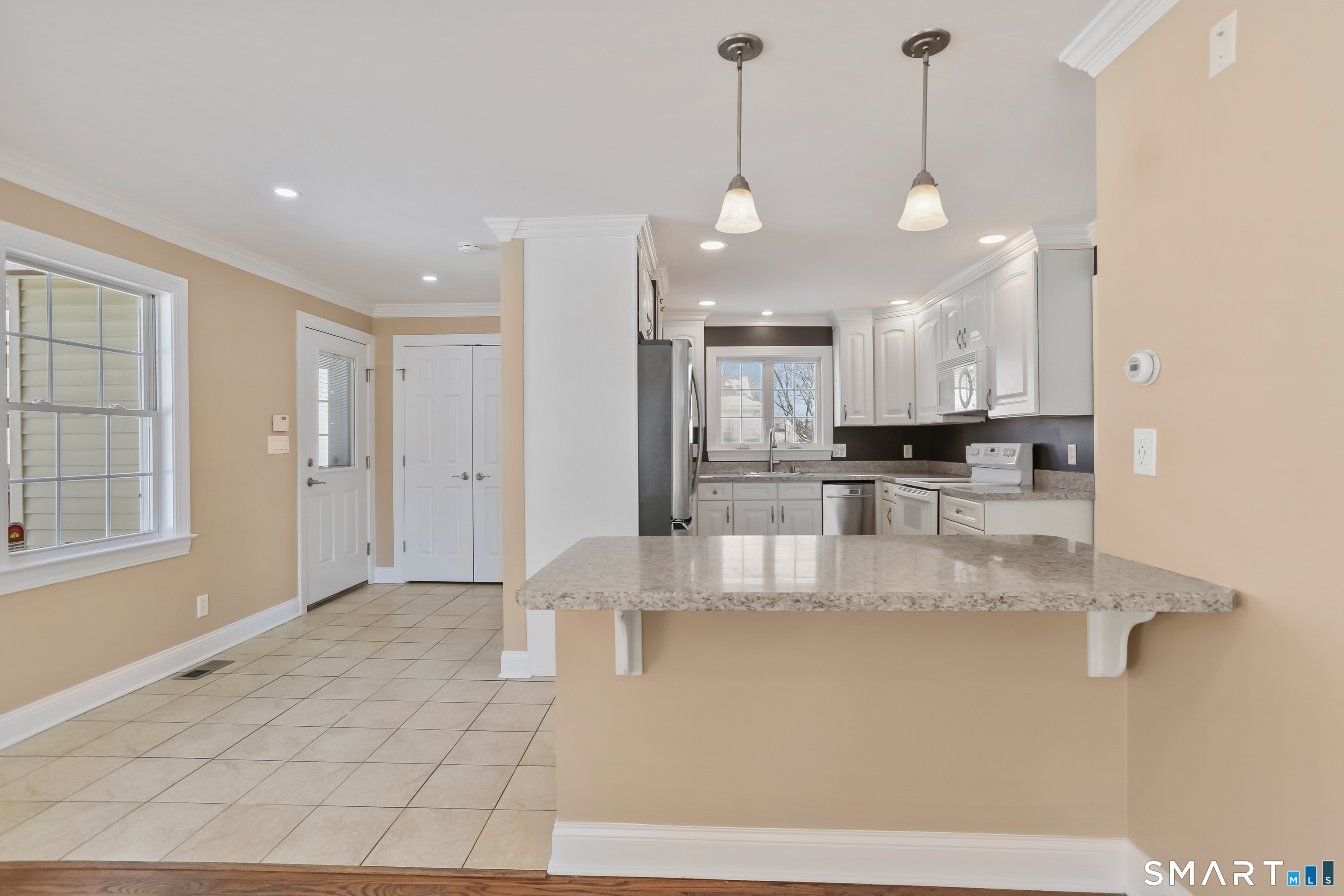 75 Middlebrooks Avenue