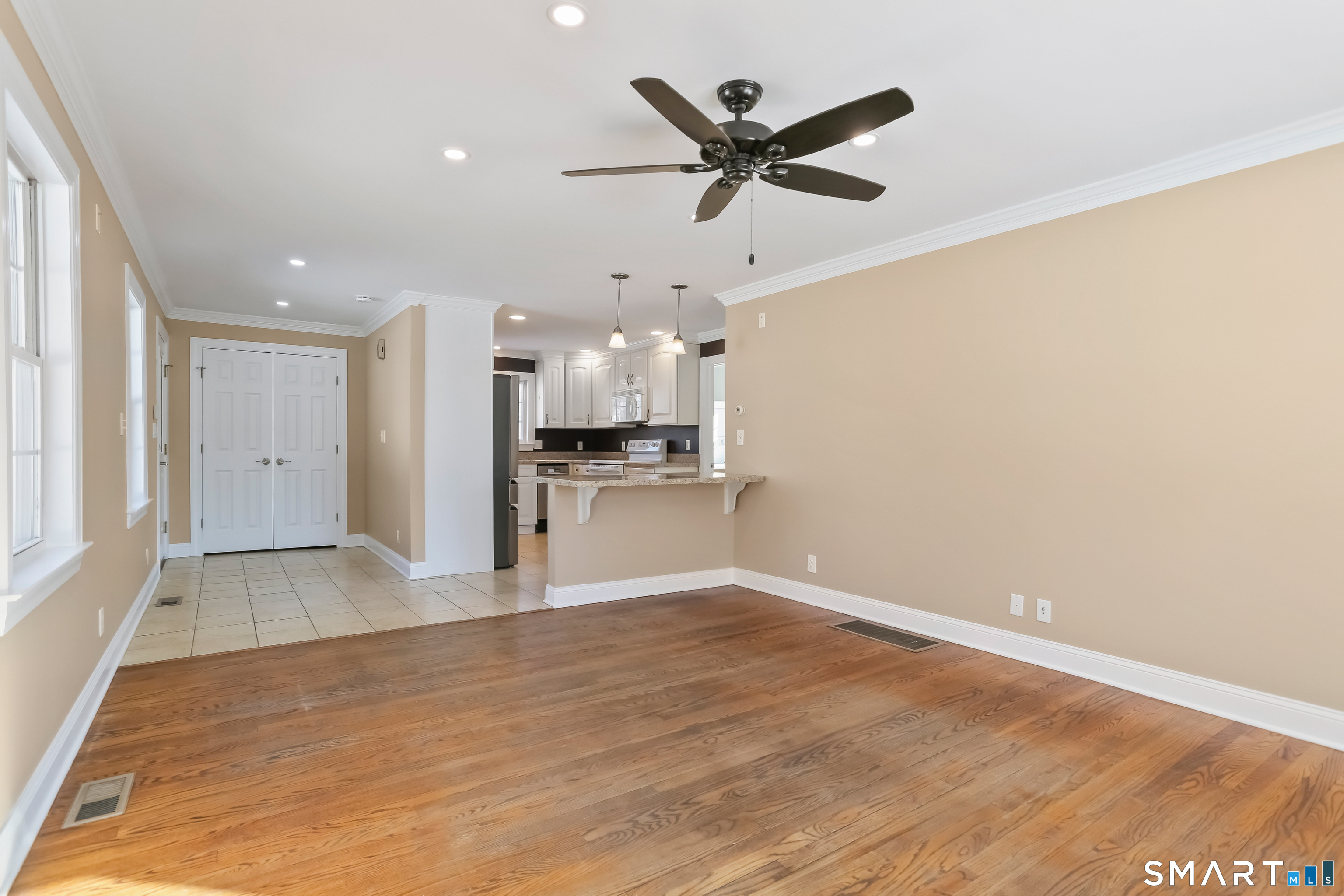 75 Middlebrooks Avenue