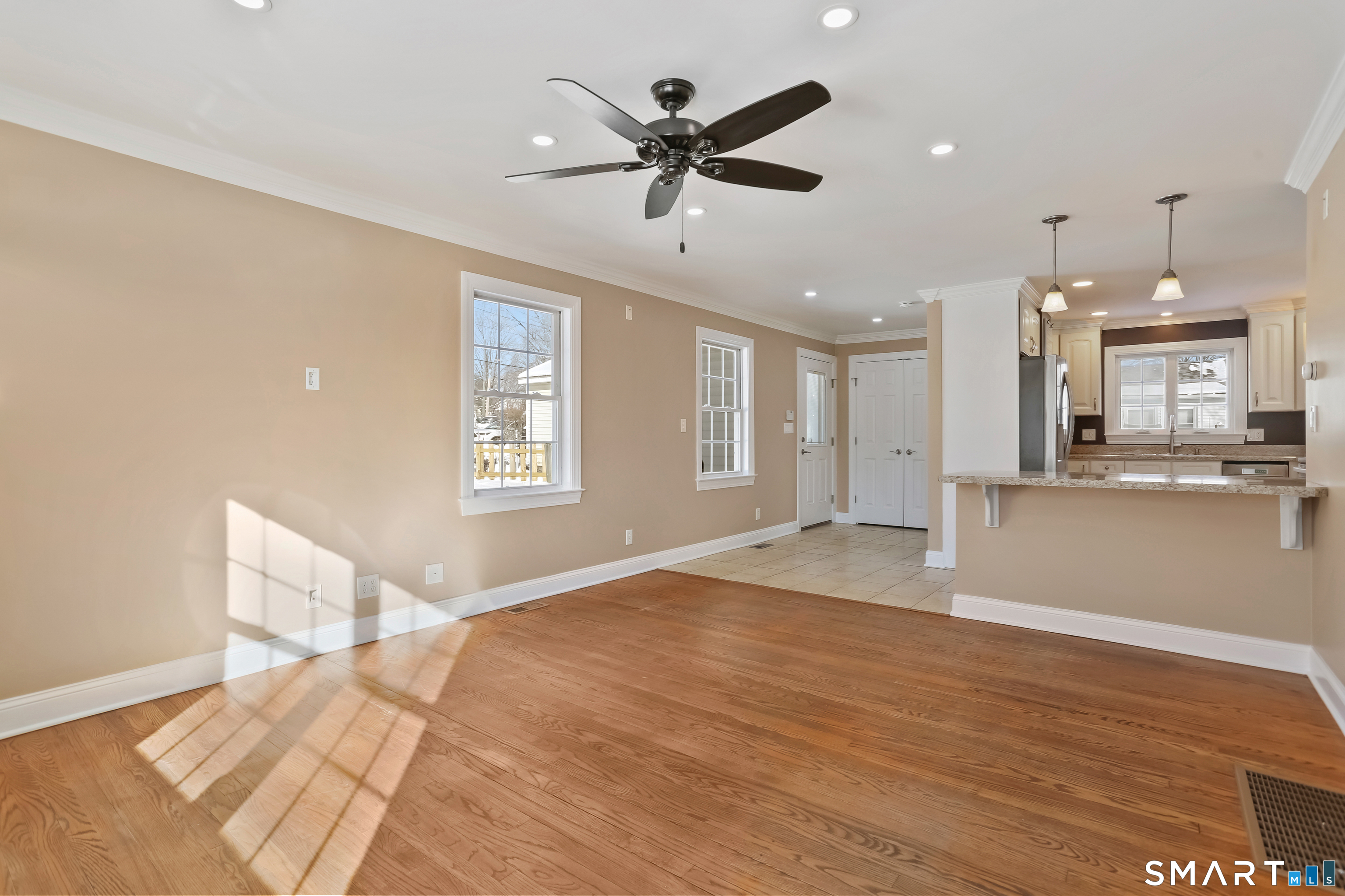 75 Middlebrooks Avenue