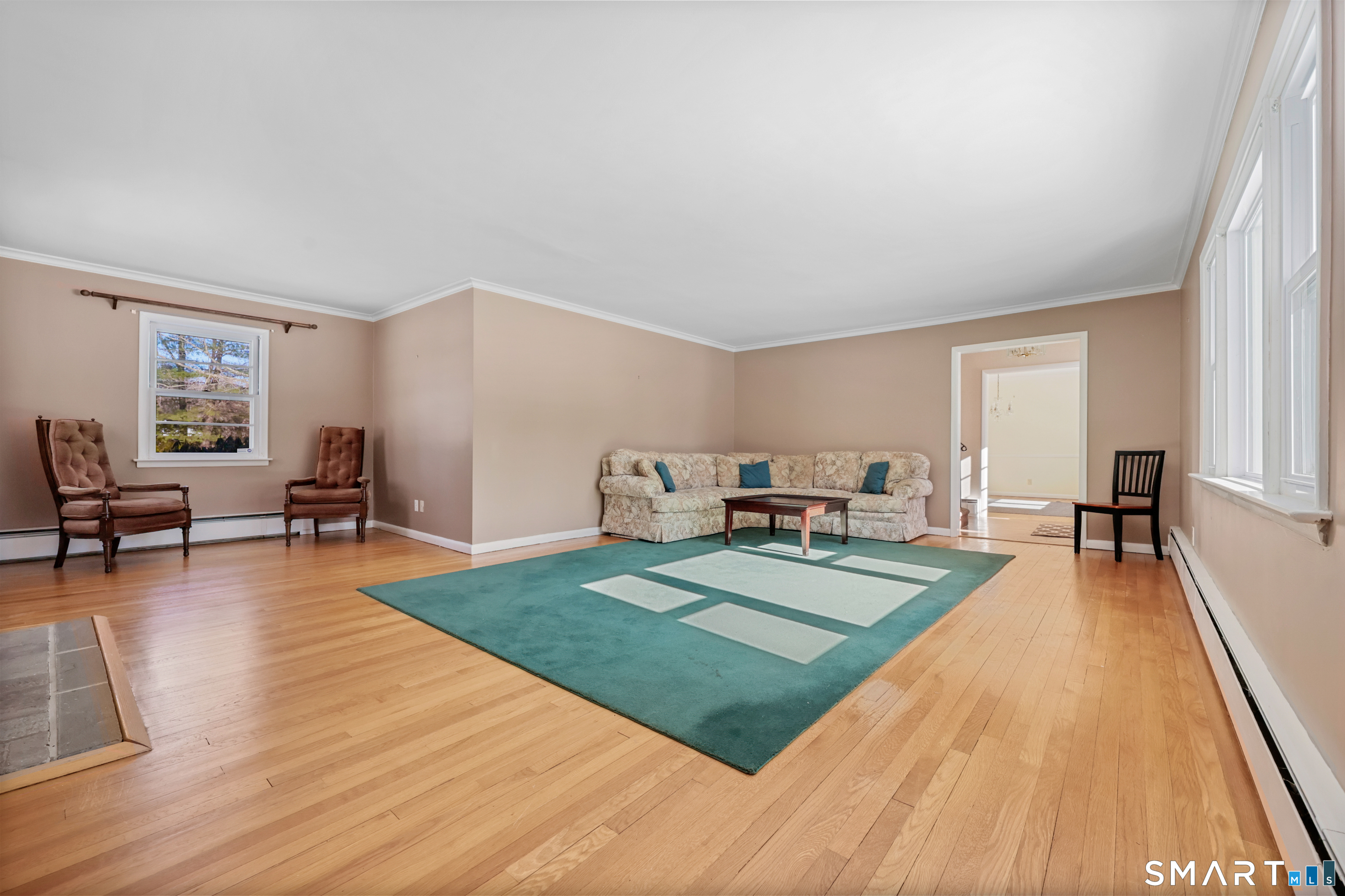 107 Stonehedge Drive North