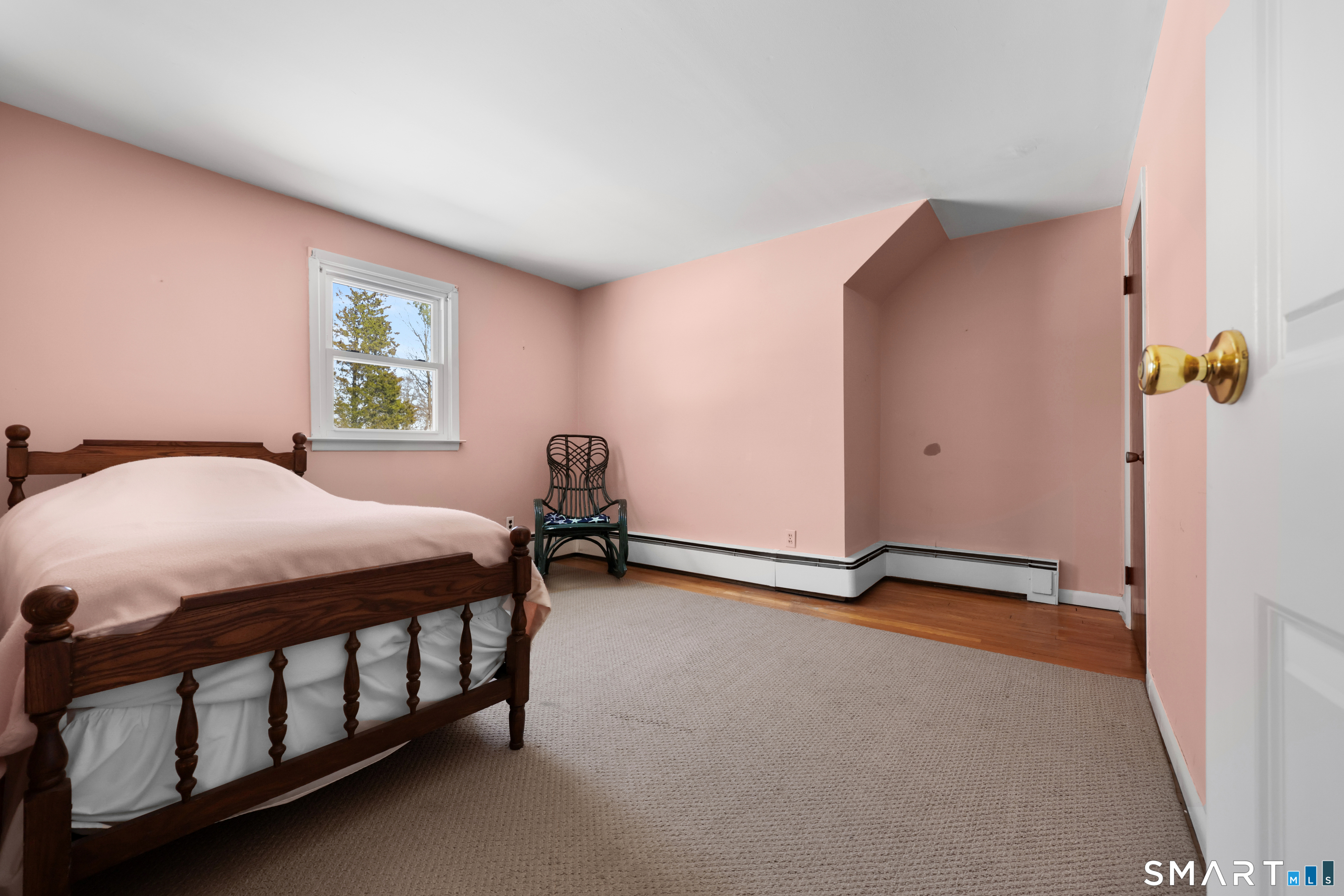 107 Stonehedge Drive North