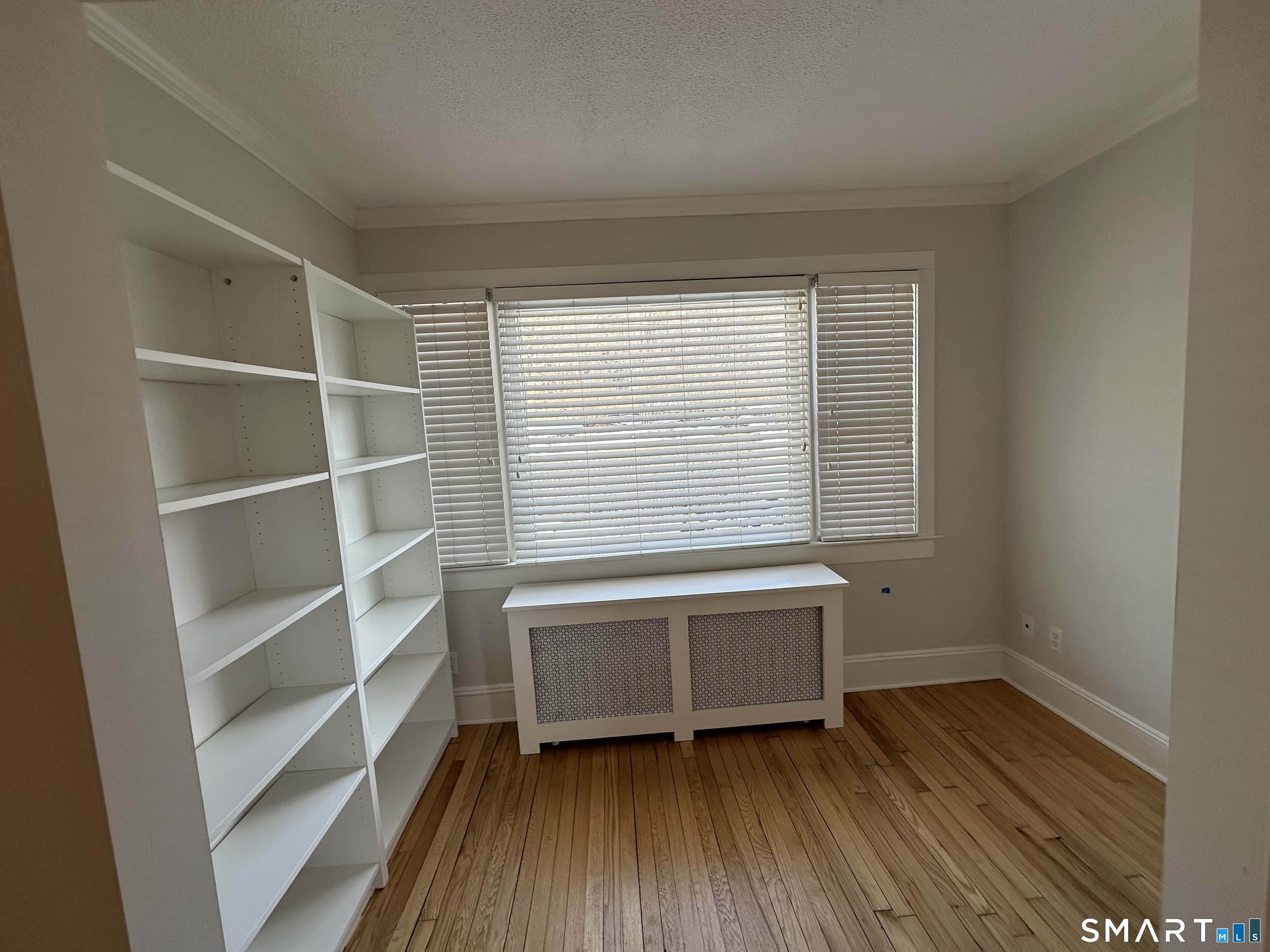 124 Pemberwick Road Left Side