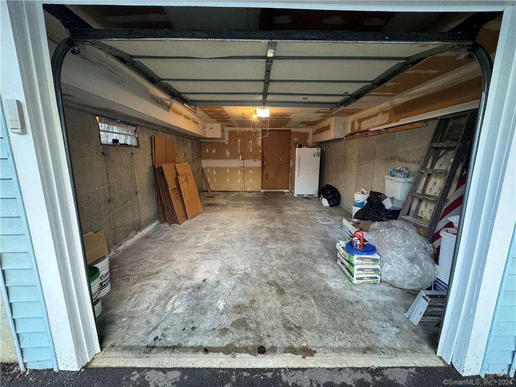 41 Nash Place B