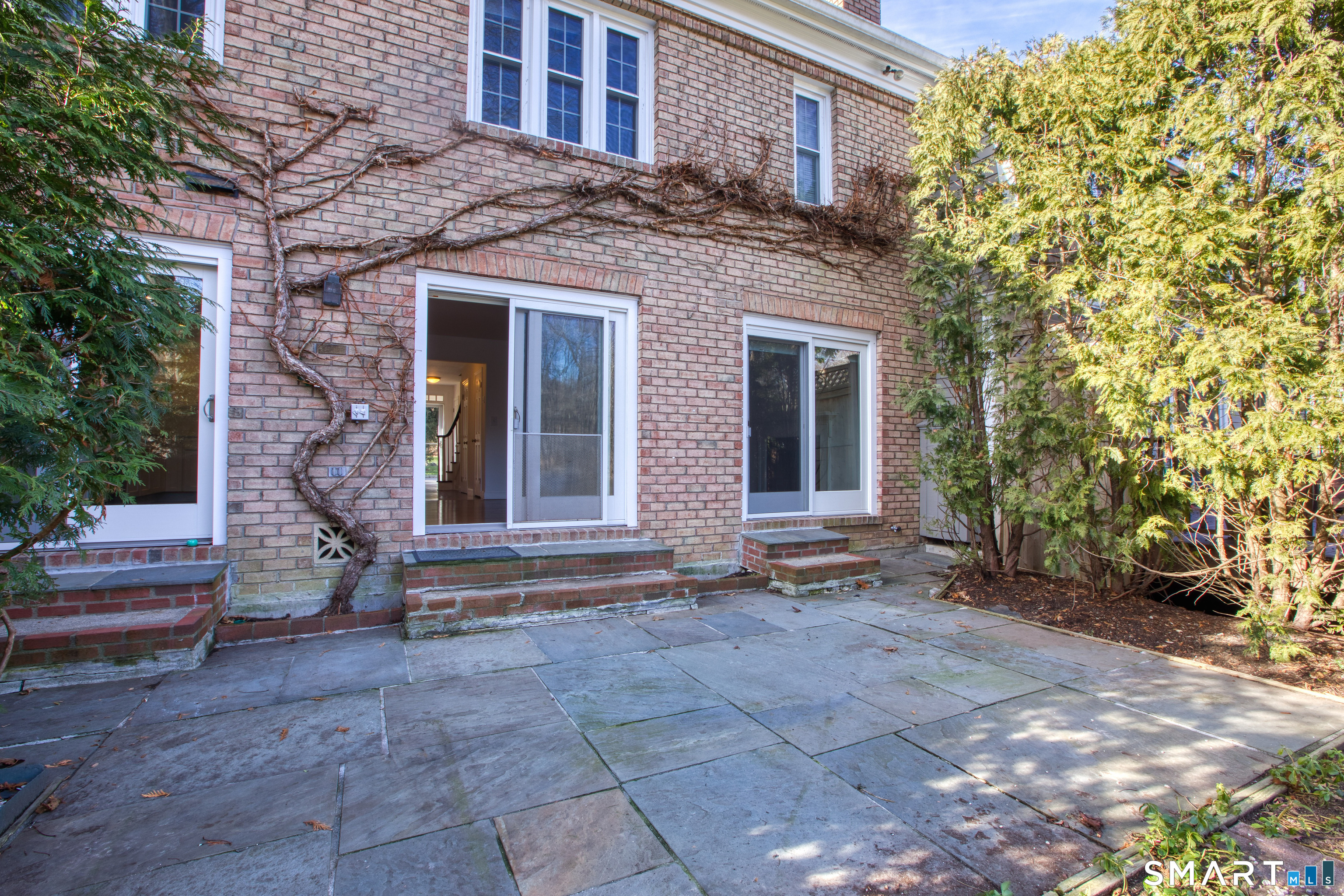 9 Georgetowne Drive North 9