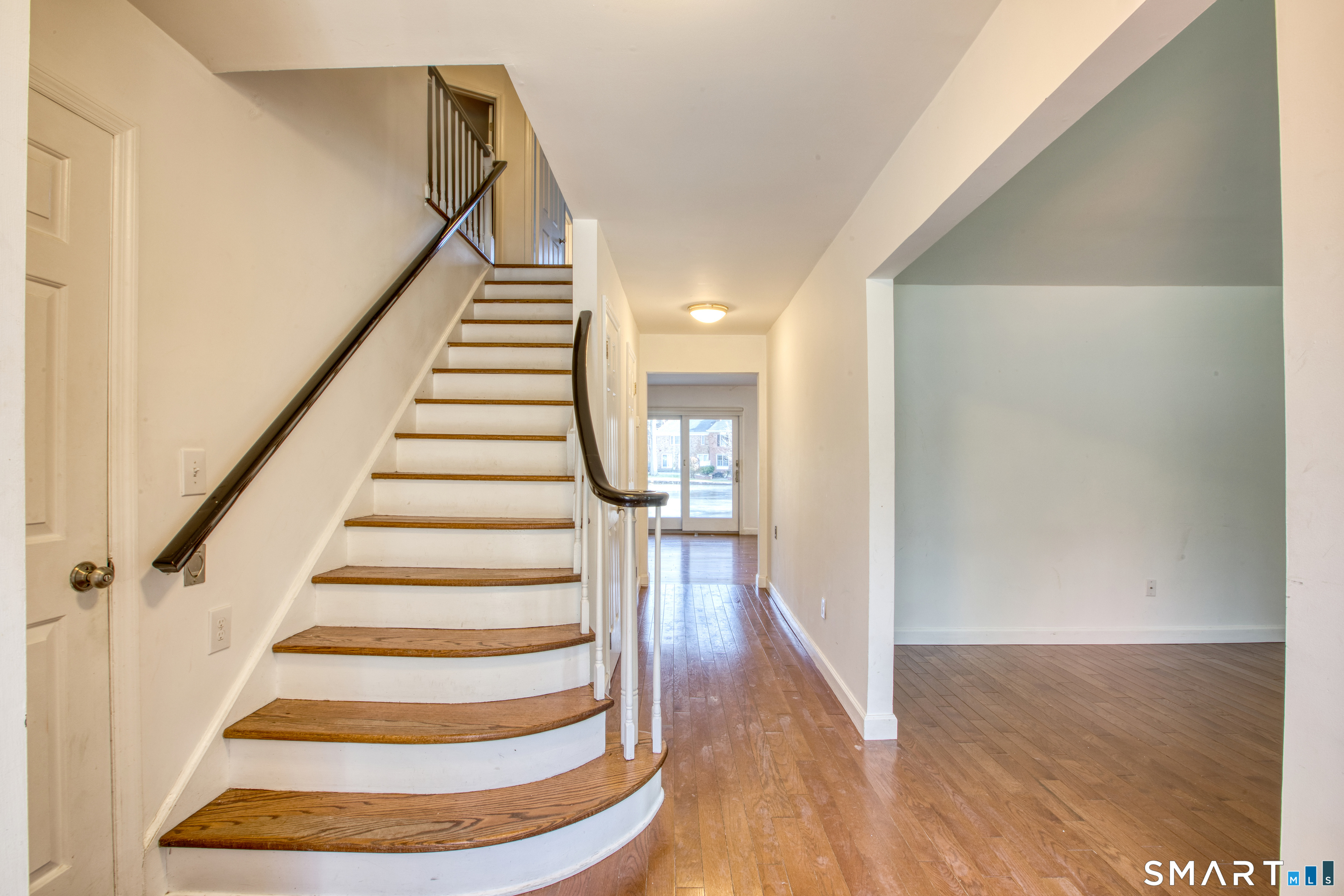 9 Georgetowne Drive North 9