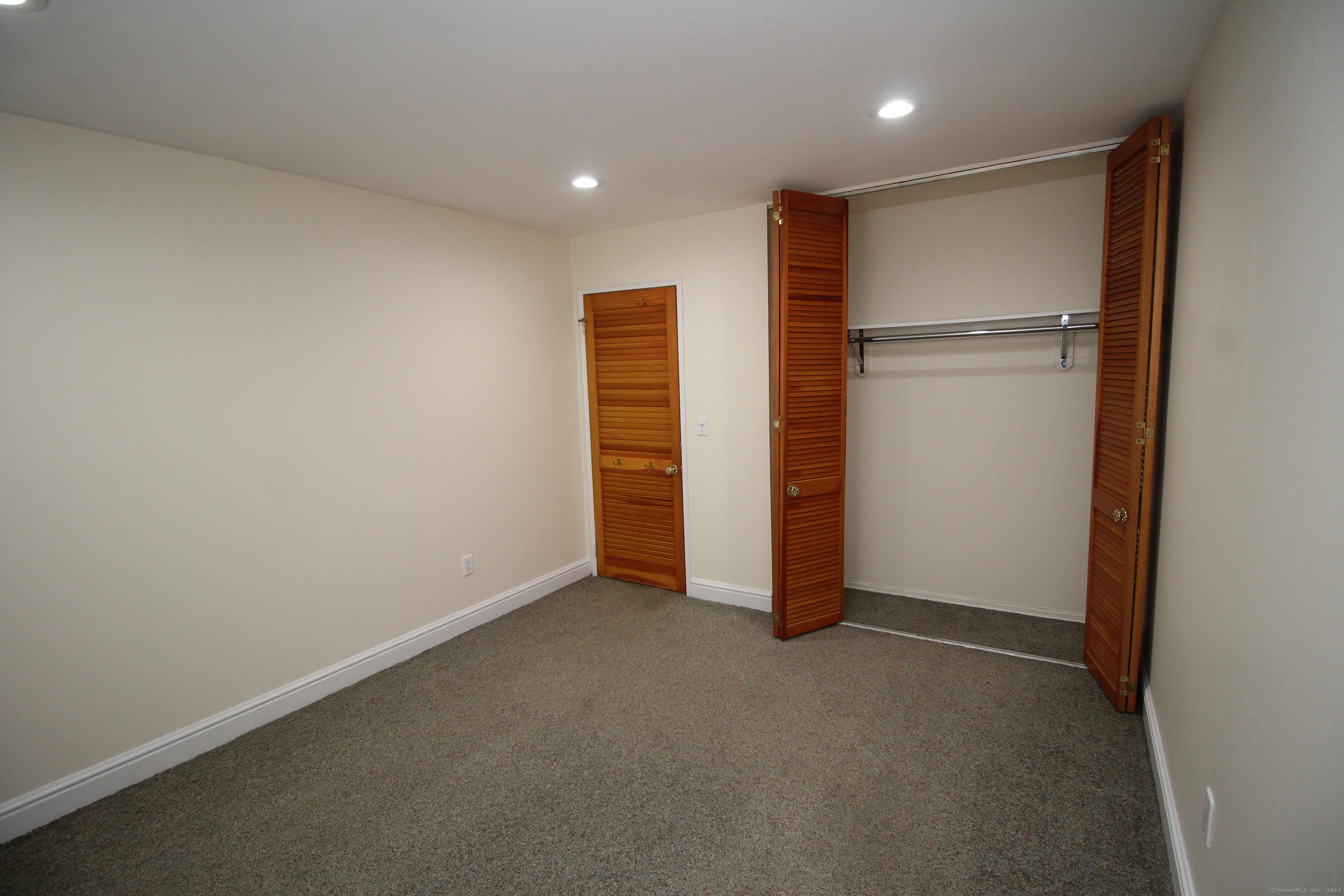 18 Prospect Avenue APT C8