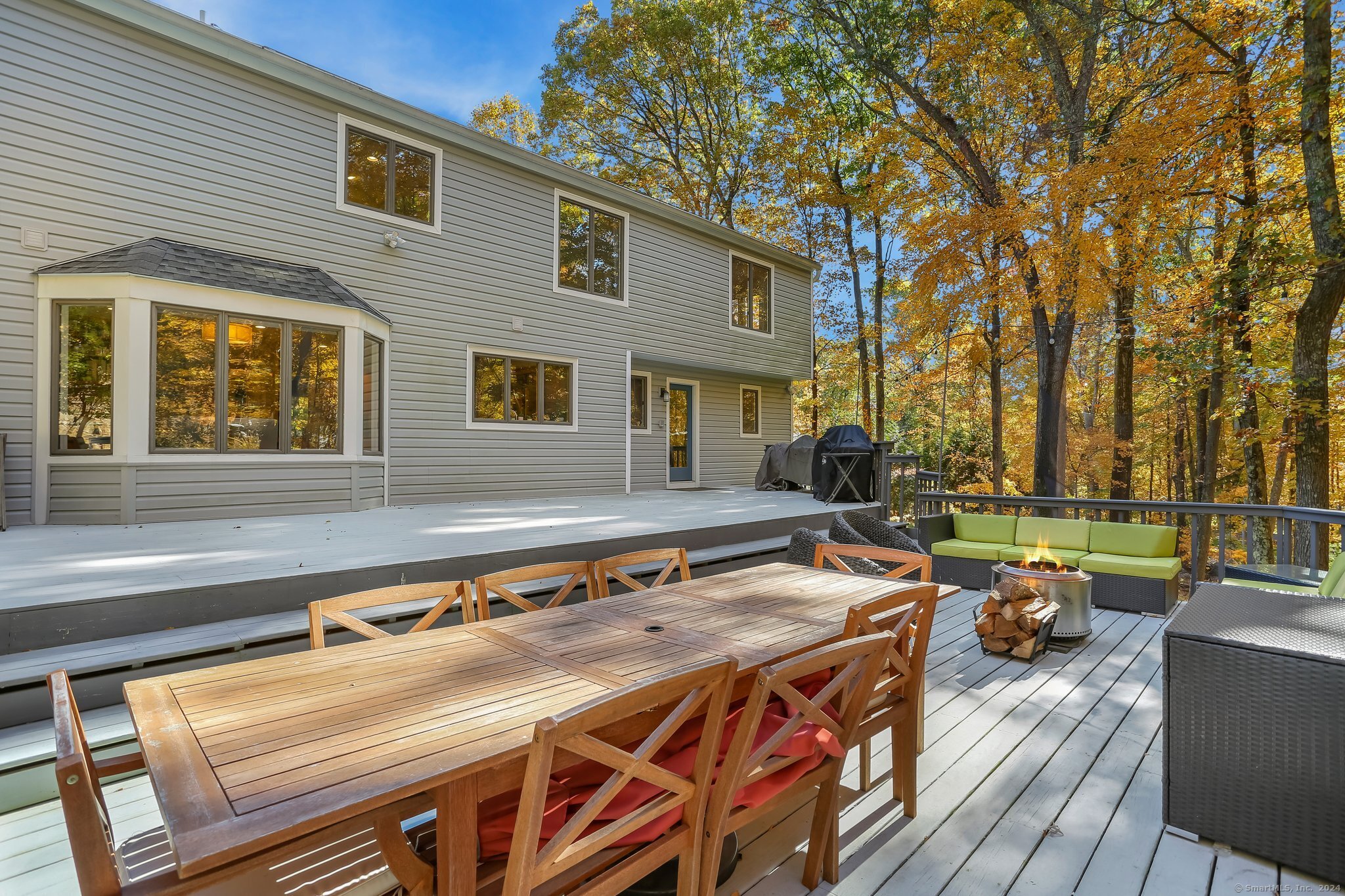 86 Shady Knoll Drive