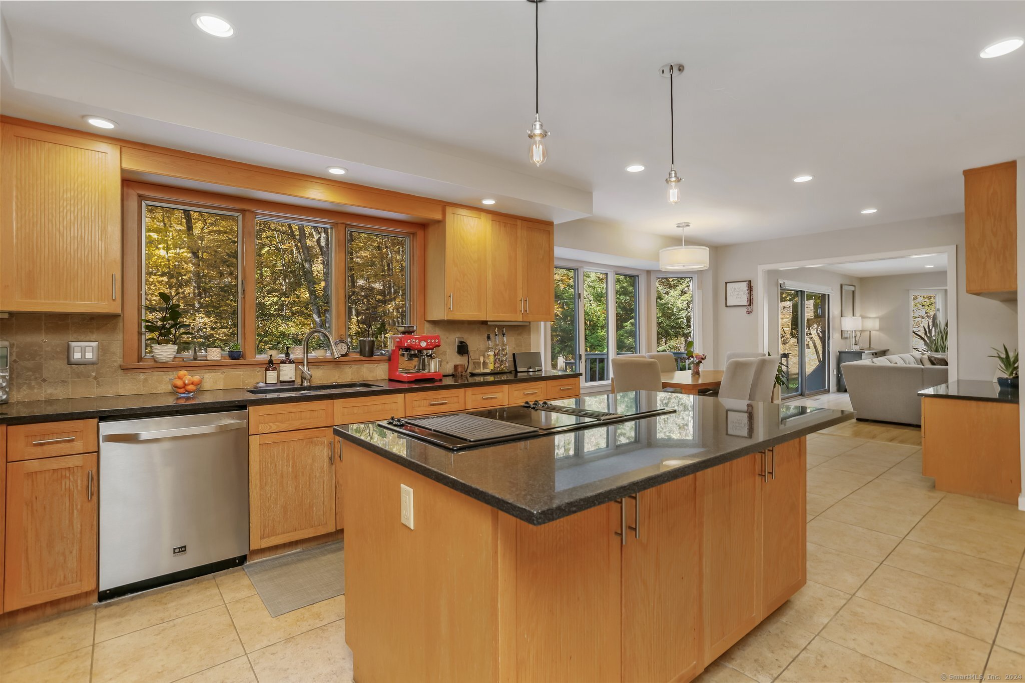 86 Shady Knoll Drive