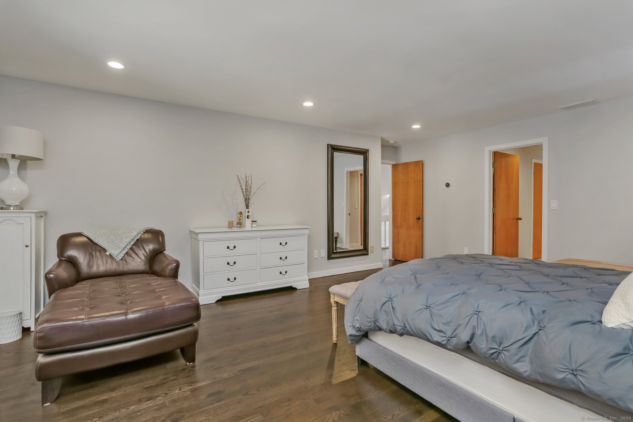 86 Shady Knoll Drive