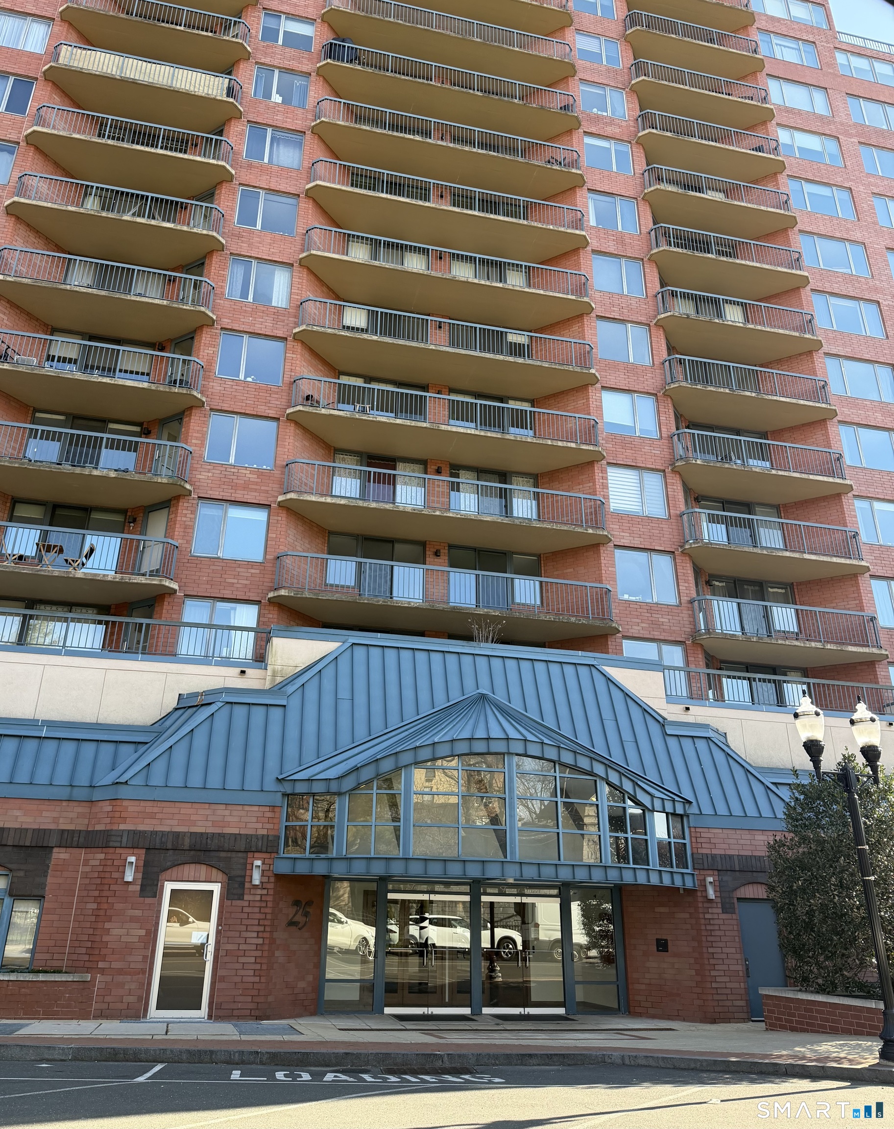 25 Forest Street 7F