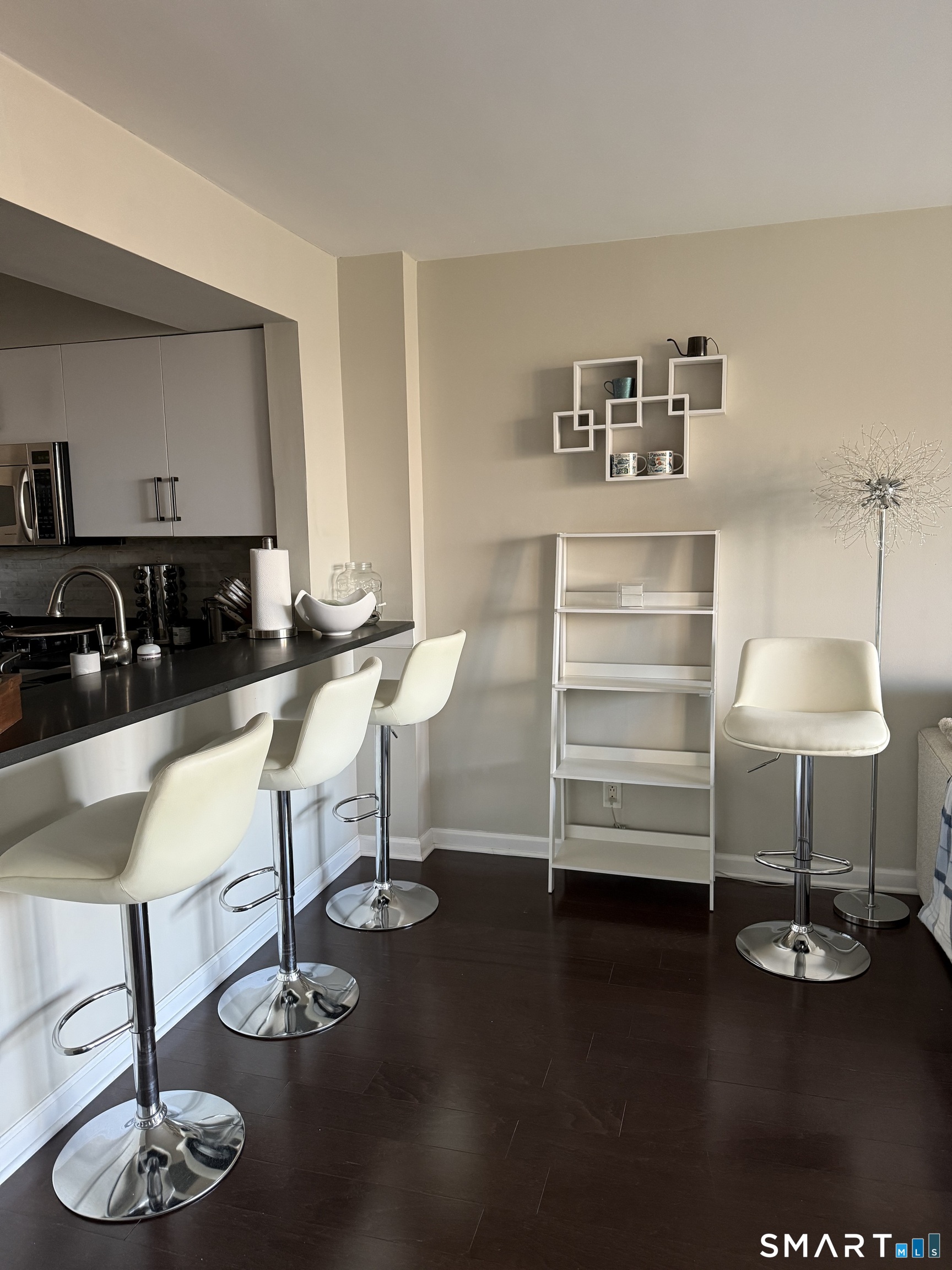 25 Forest Street 7F