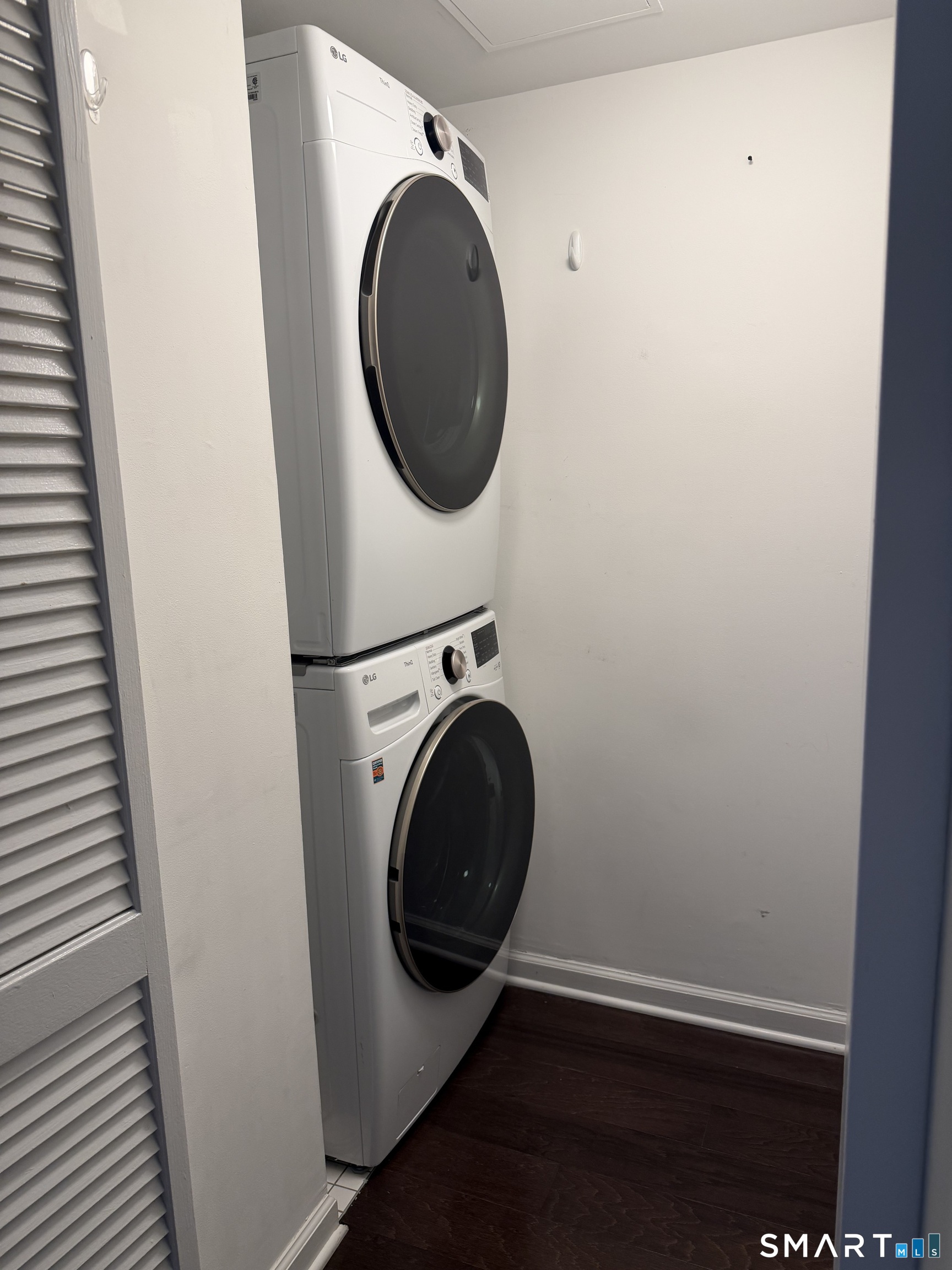 25 Forest Street 7F
