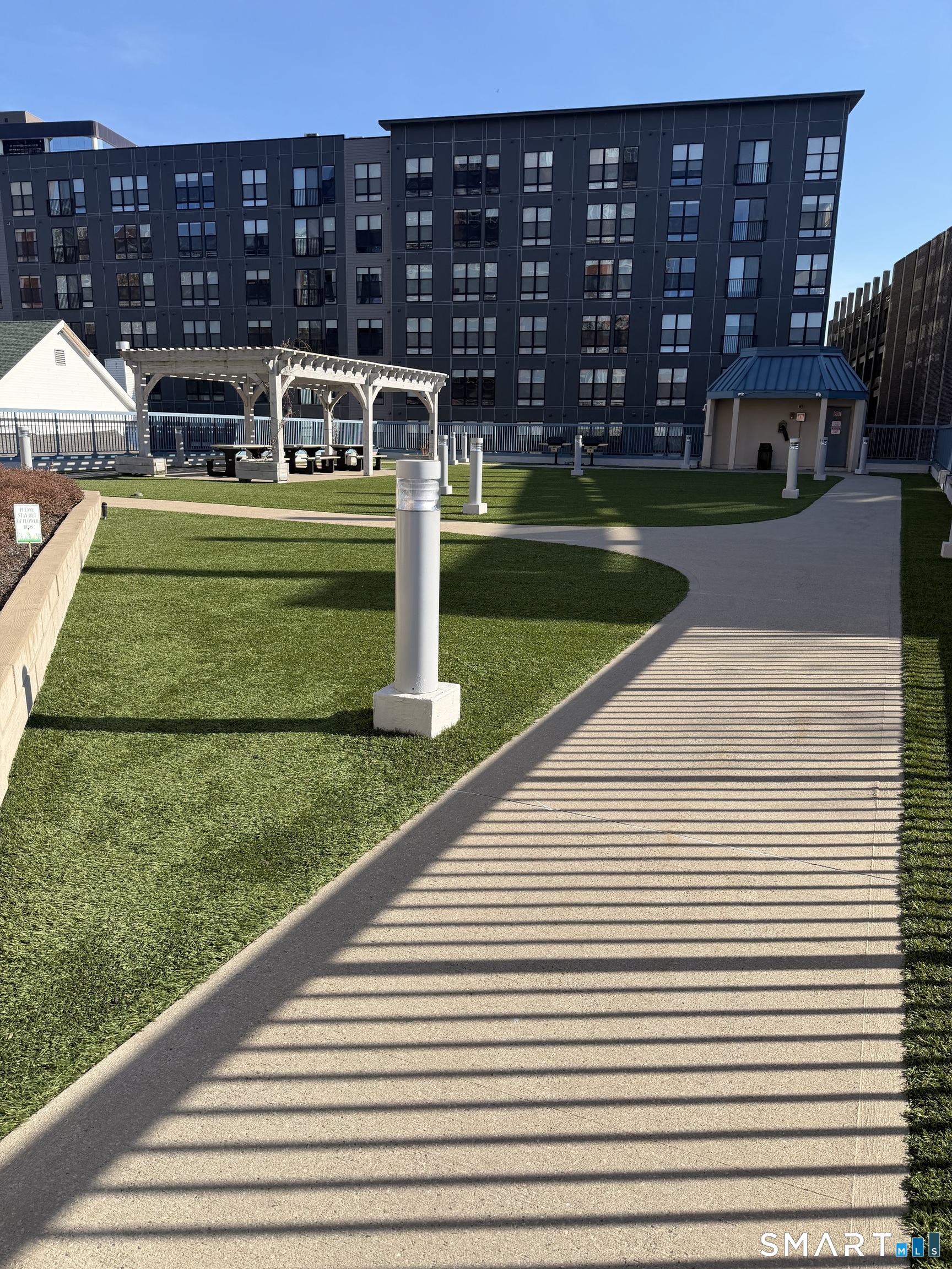 25 Forest Street 7F