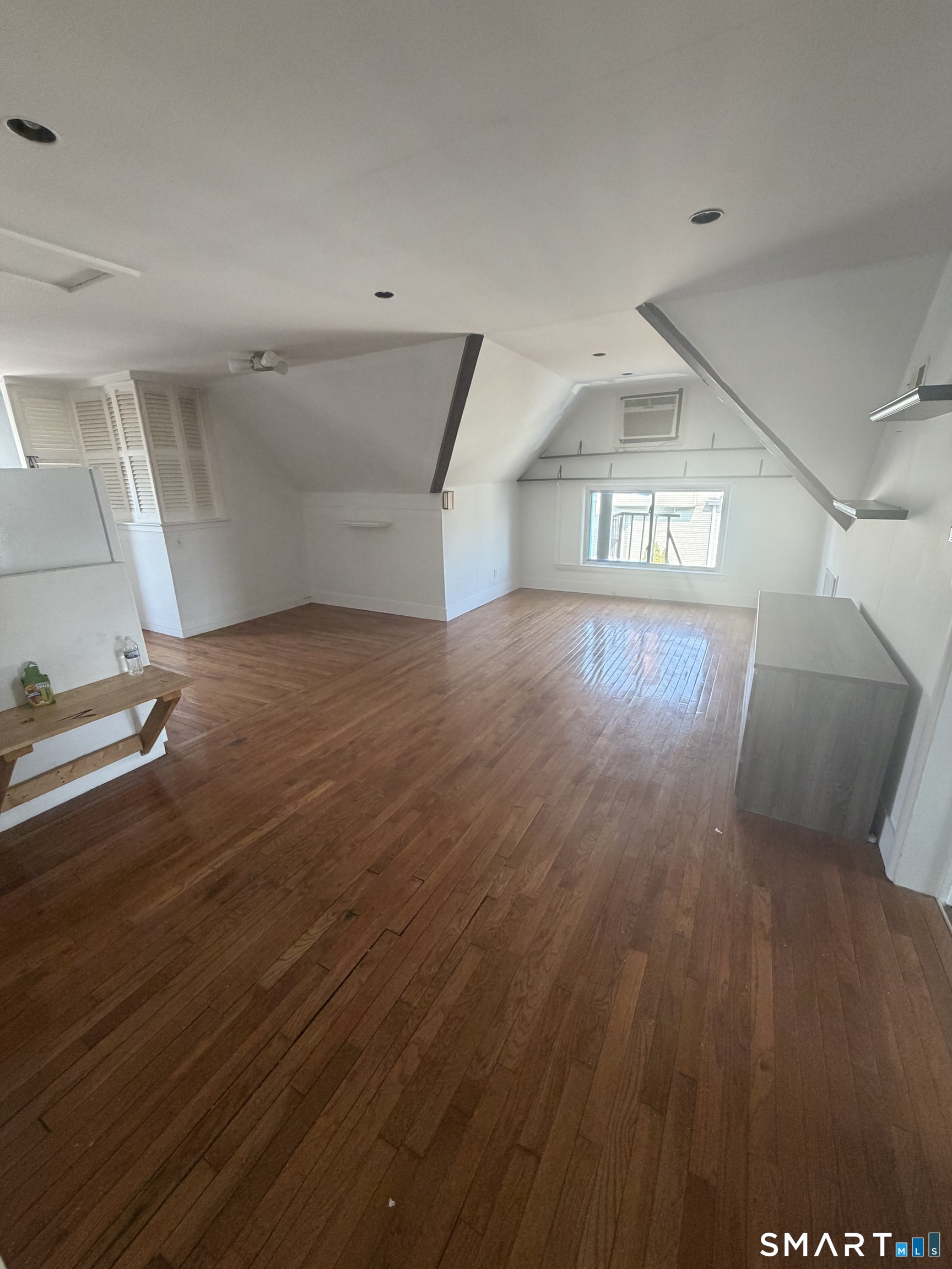 178 Sherman Avenue 3