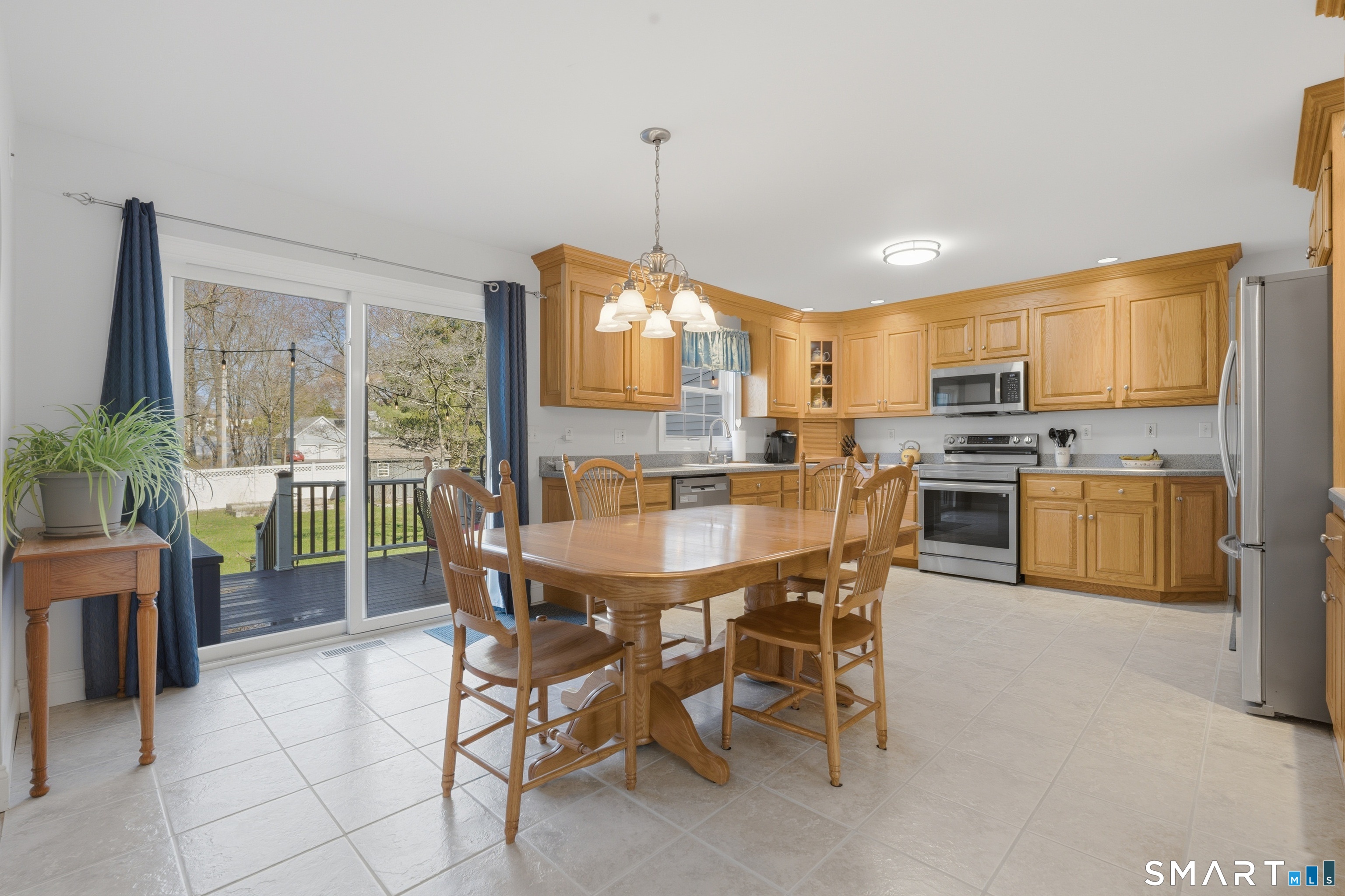 5 Arrowhead Road