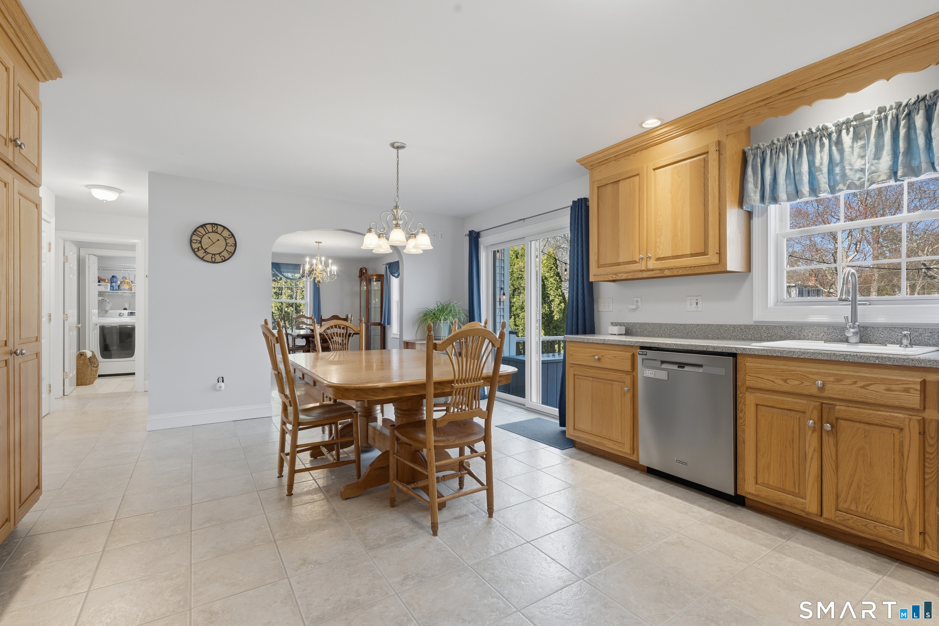 5 Arrowhead Road