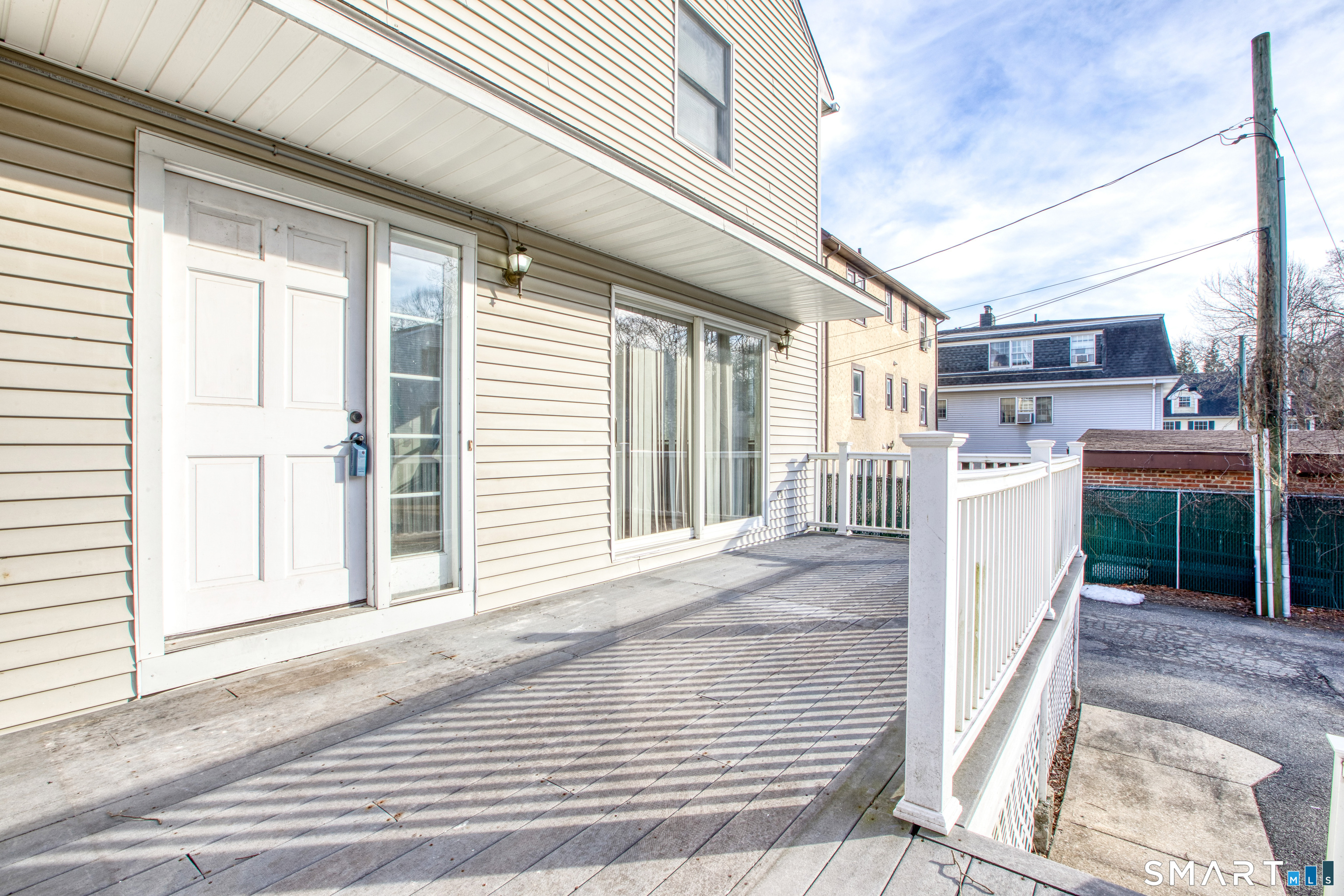 24 Hollow Wood Lane