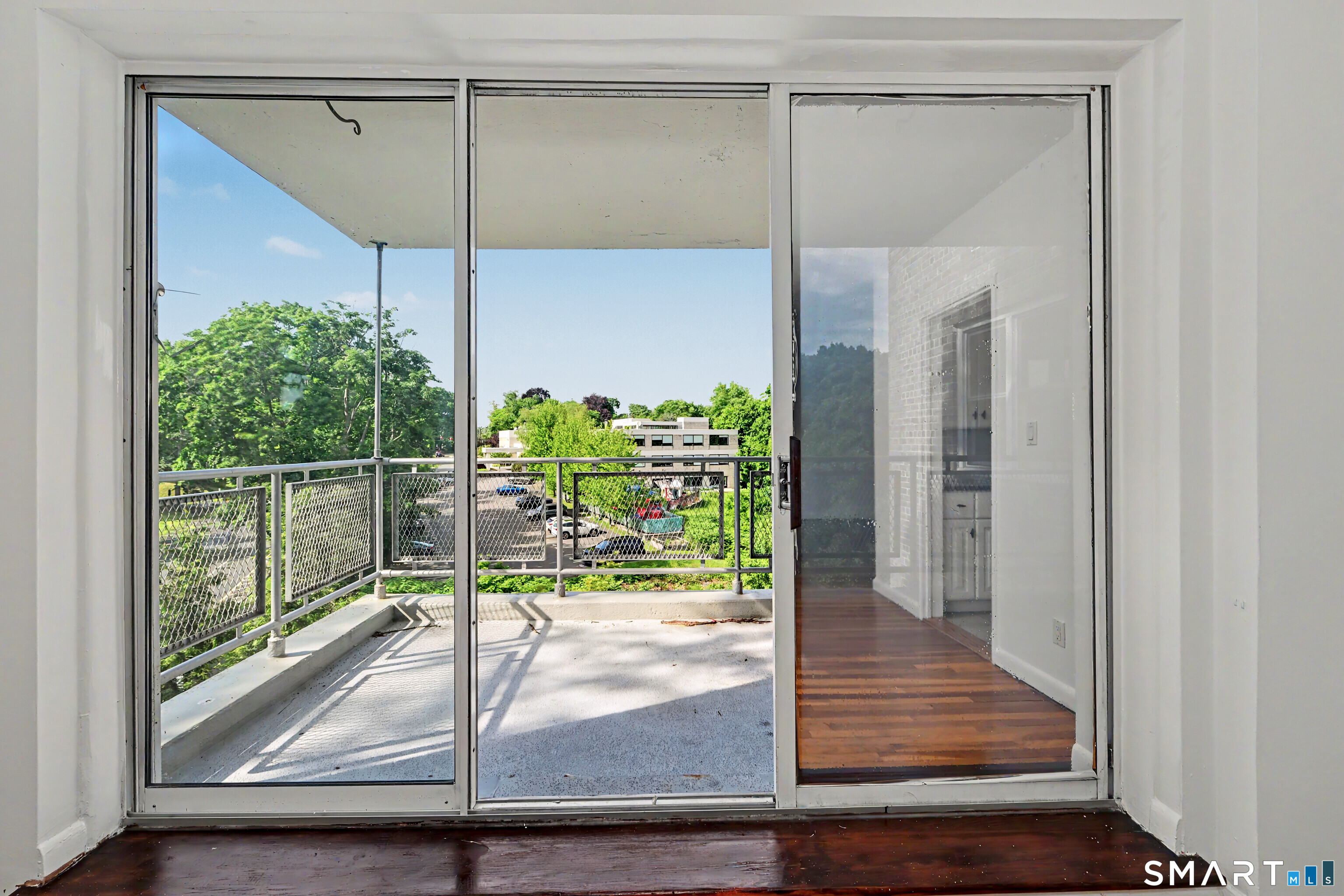 1 Putnam Hill