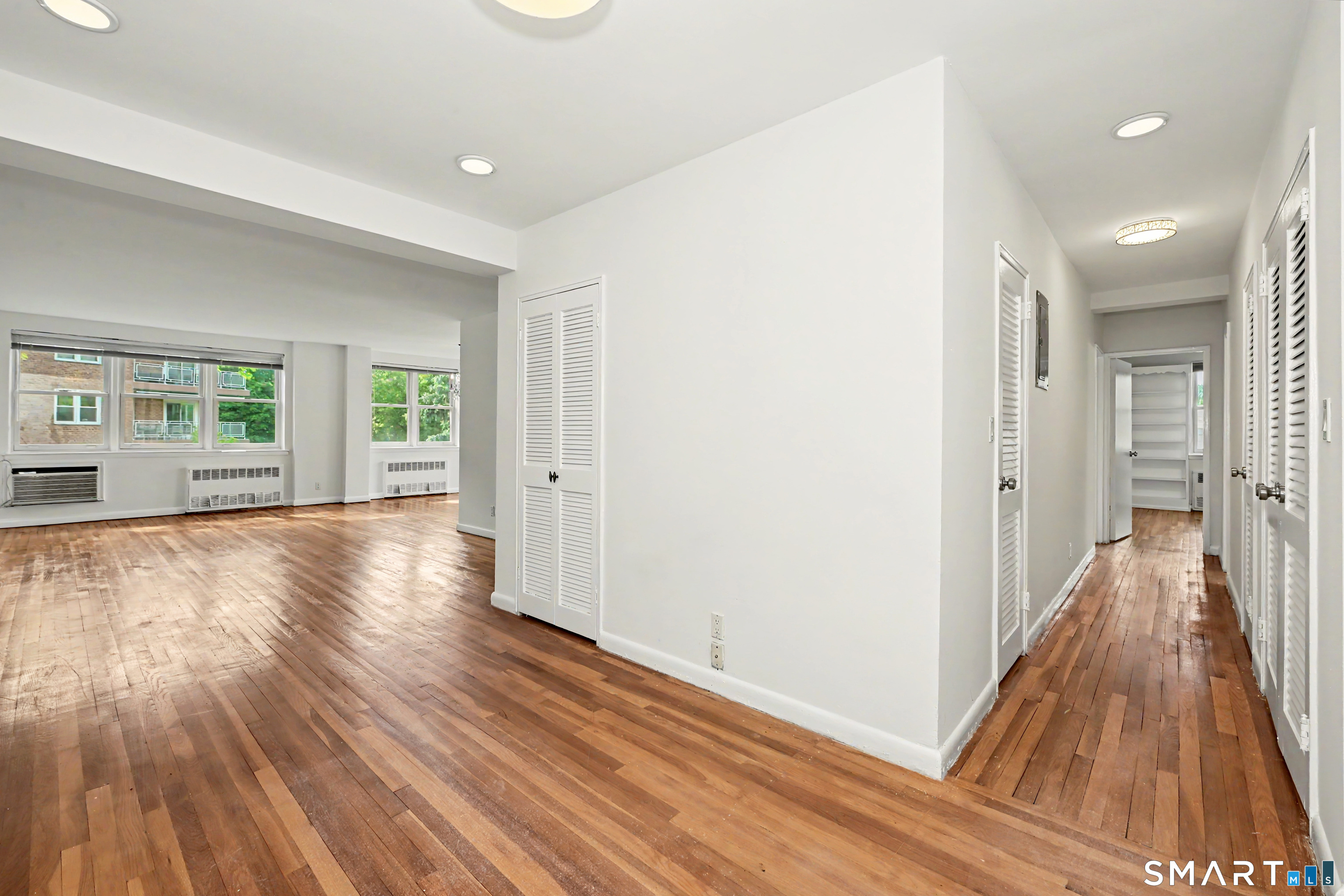 1 Putnam Hill