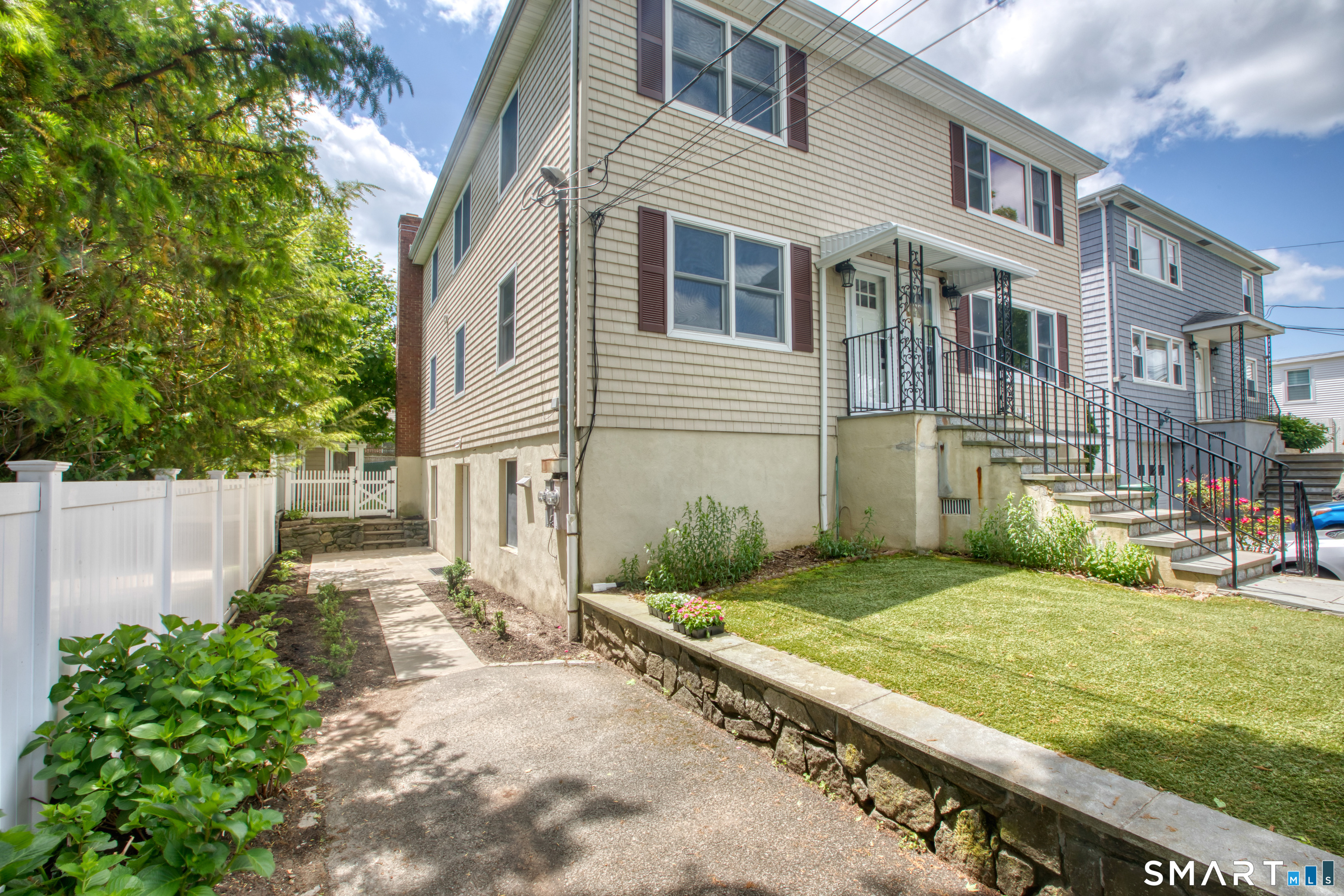 8 Ridge Place 1